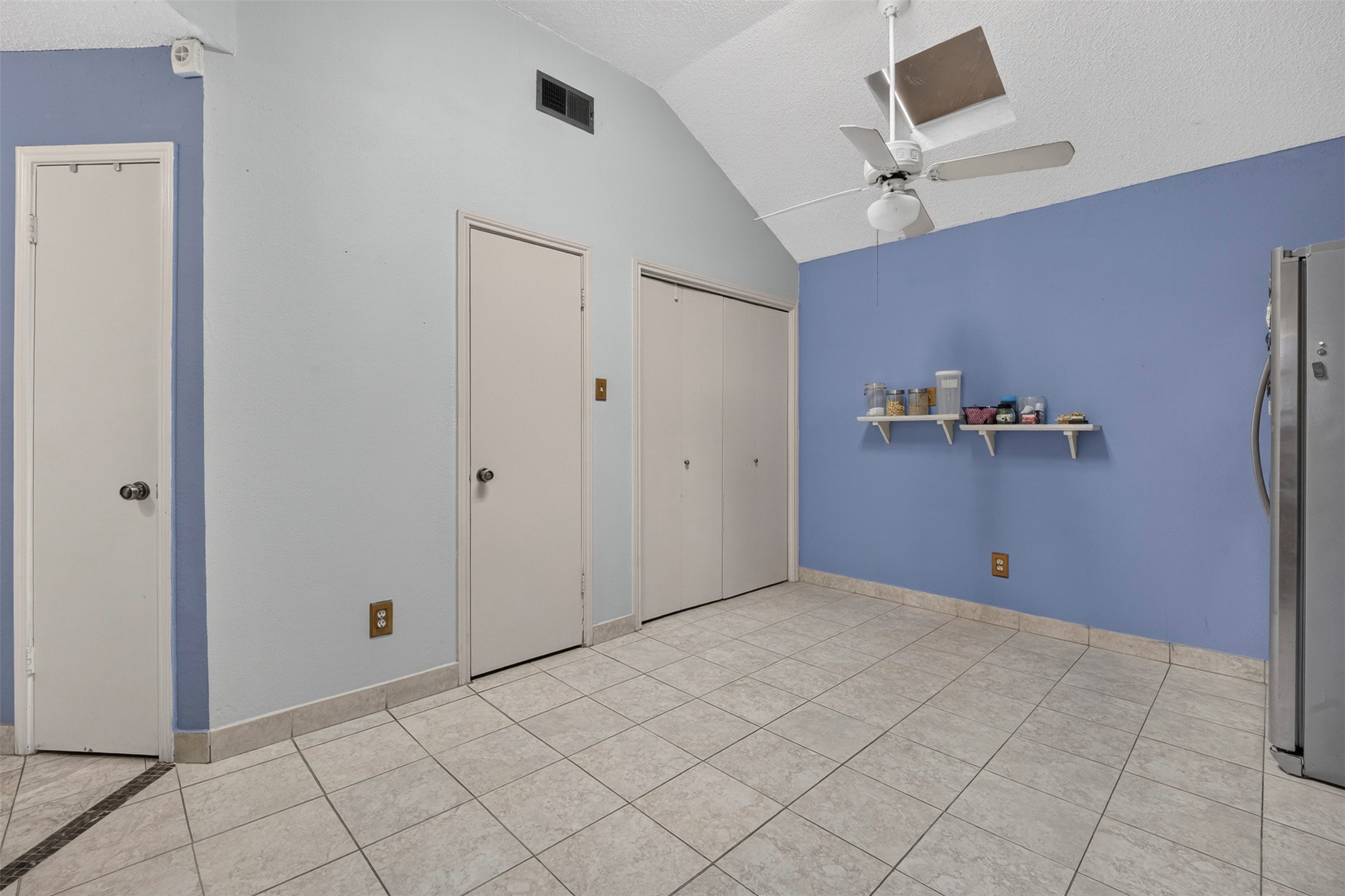 1732 Alameda Drive