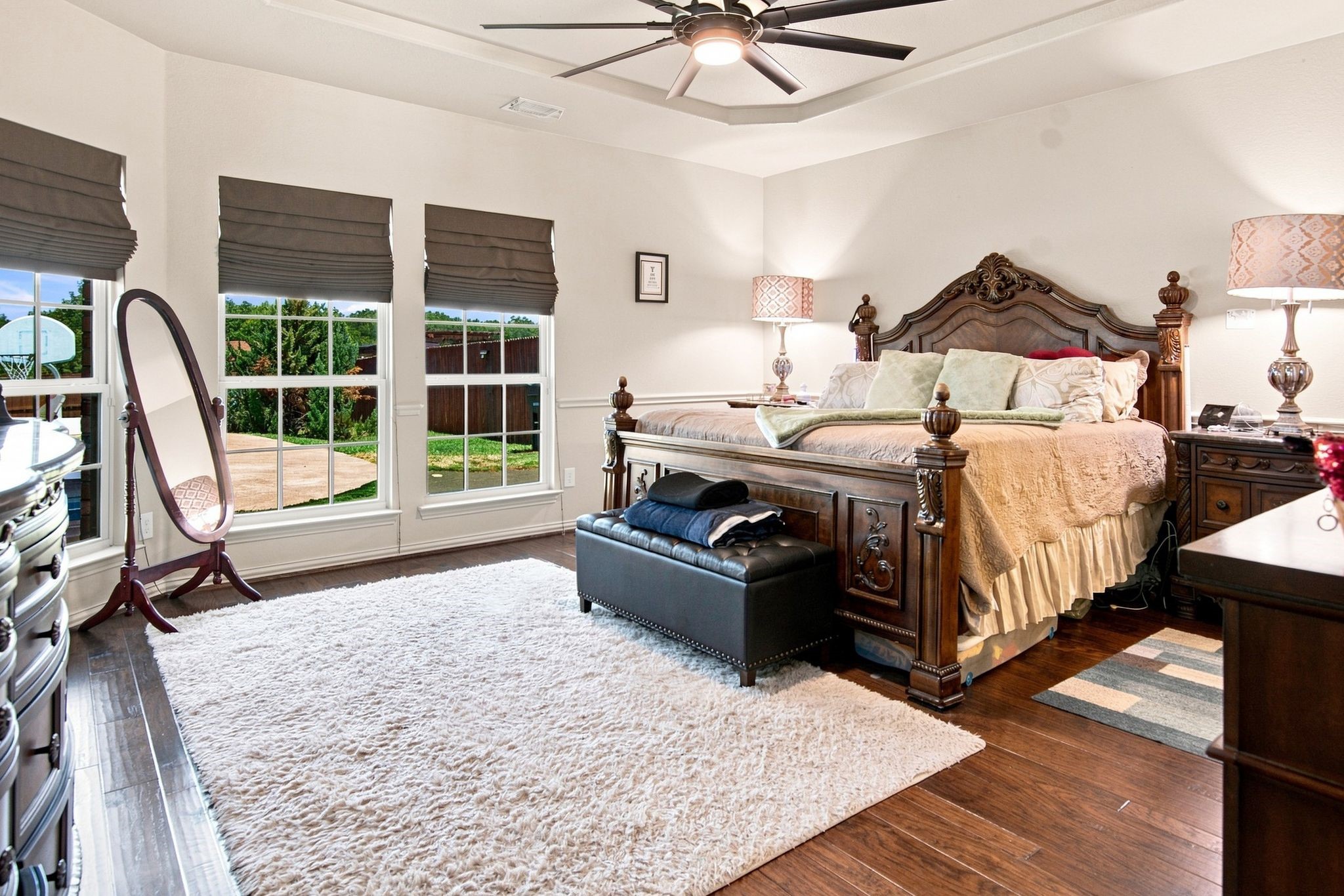 5812 Pine Flat Court