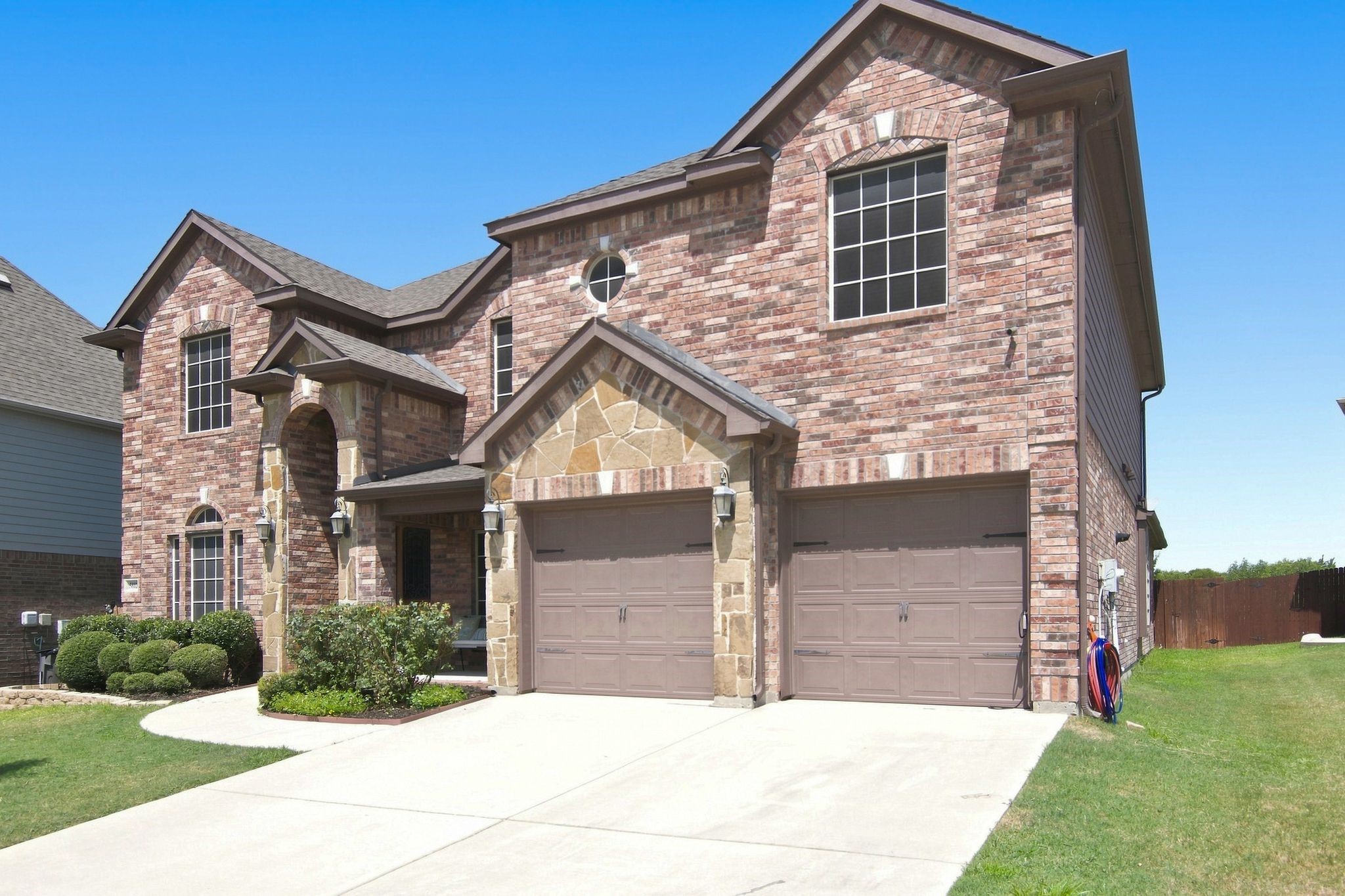 5812 Pine Flat Court