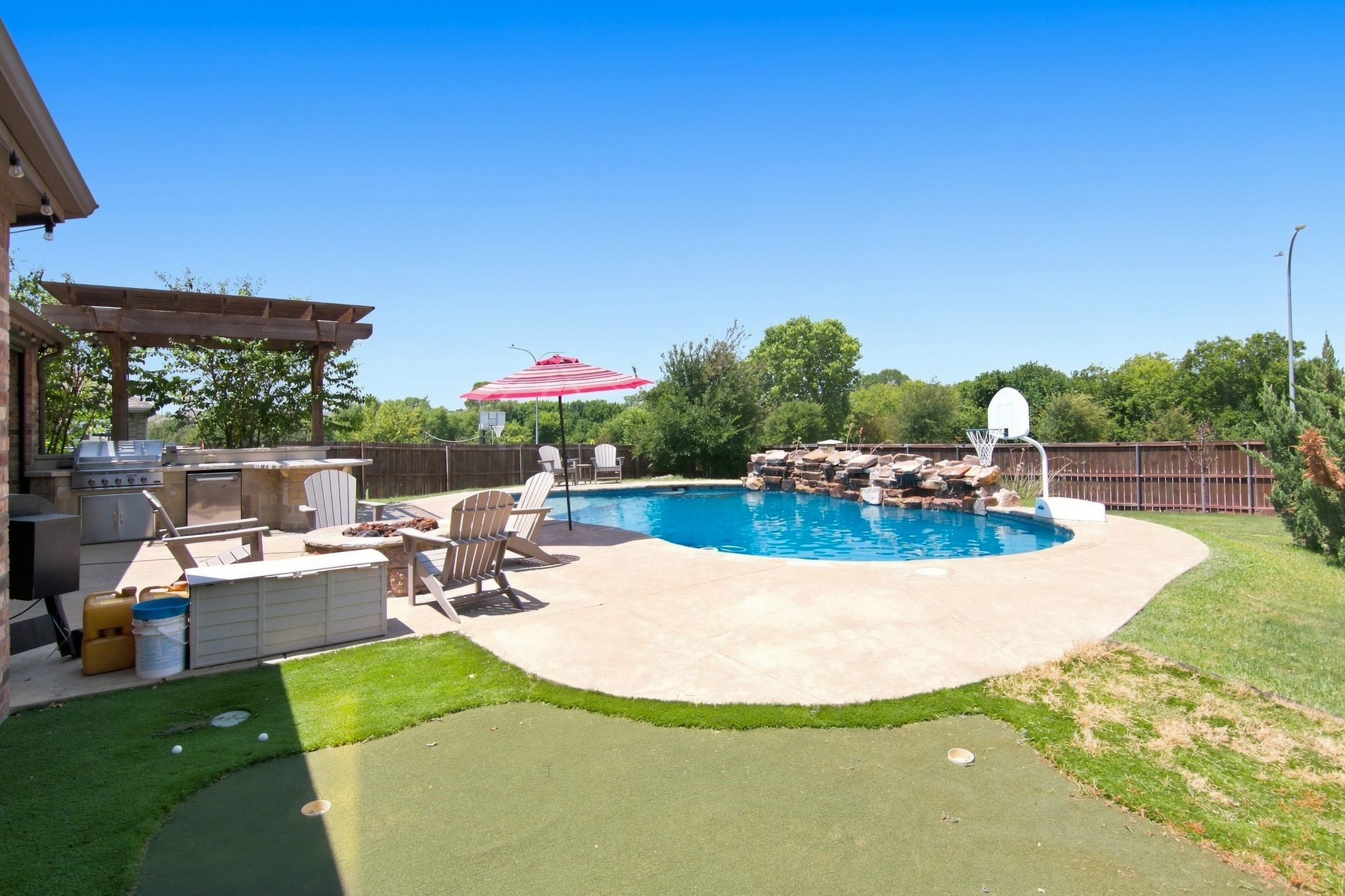 5812 Pine Flat Court