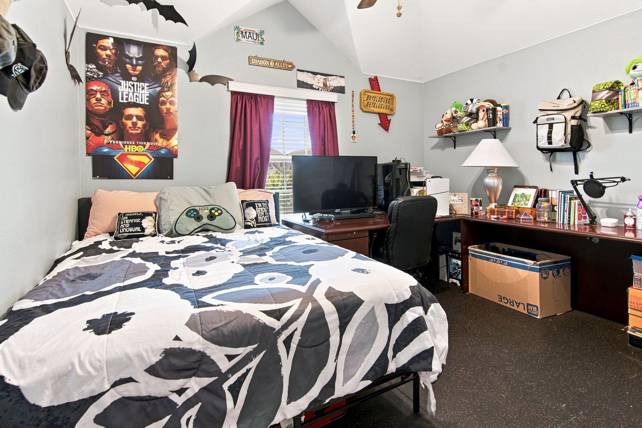 5812 Pine Flat Court