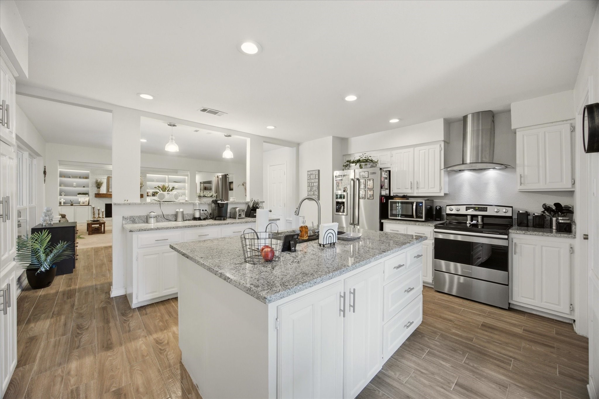 1123 Bayshore Drive