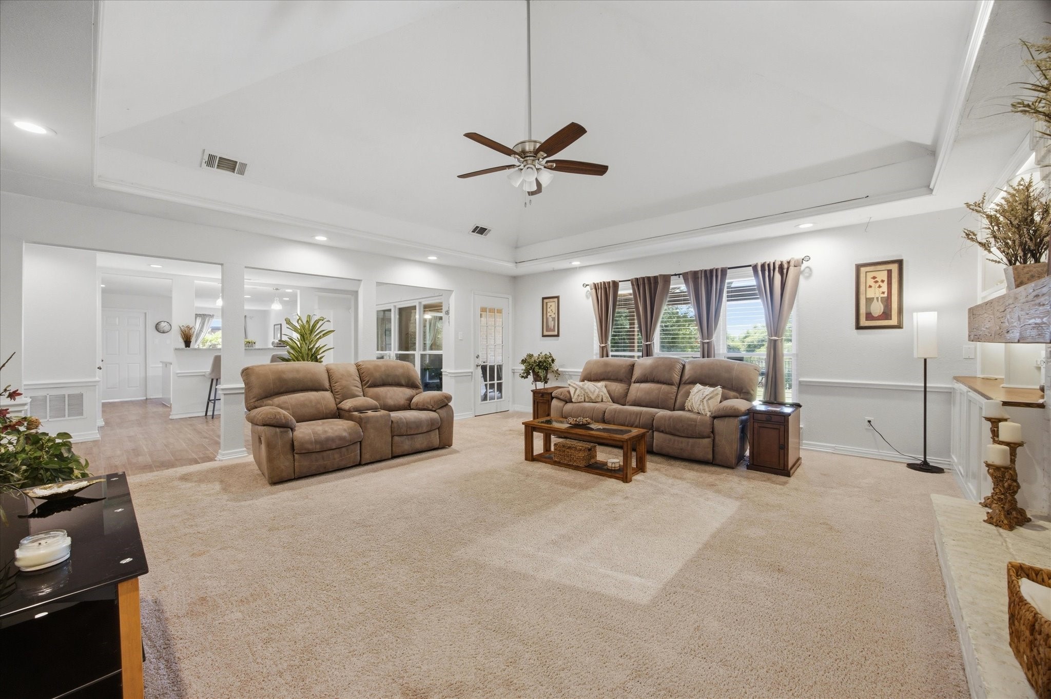 1123 Bayshore Drive