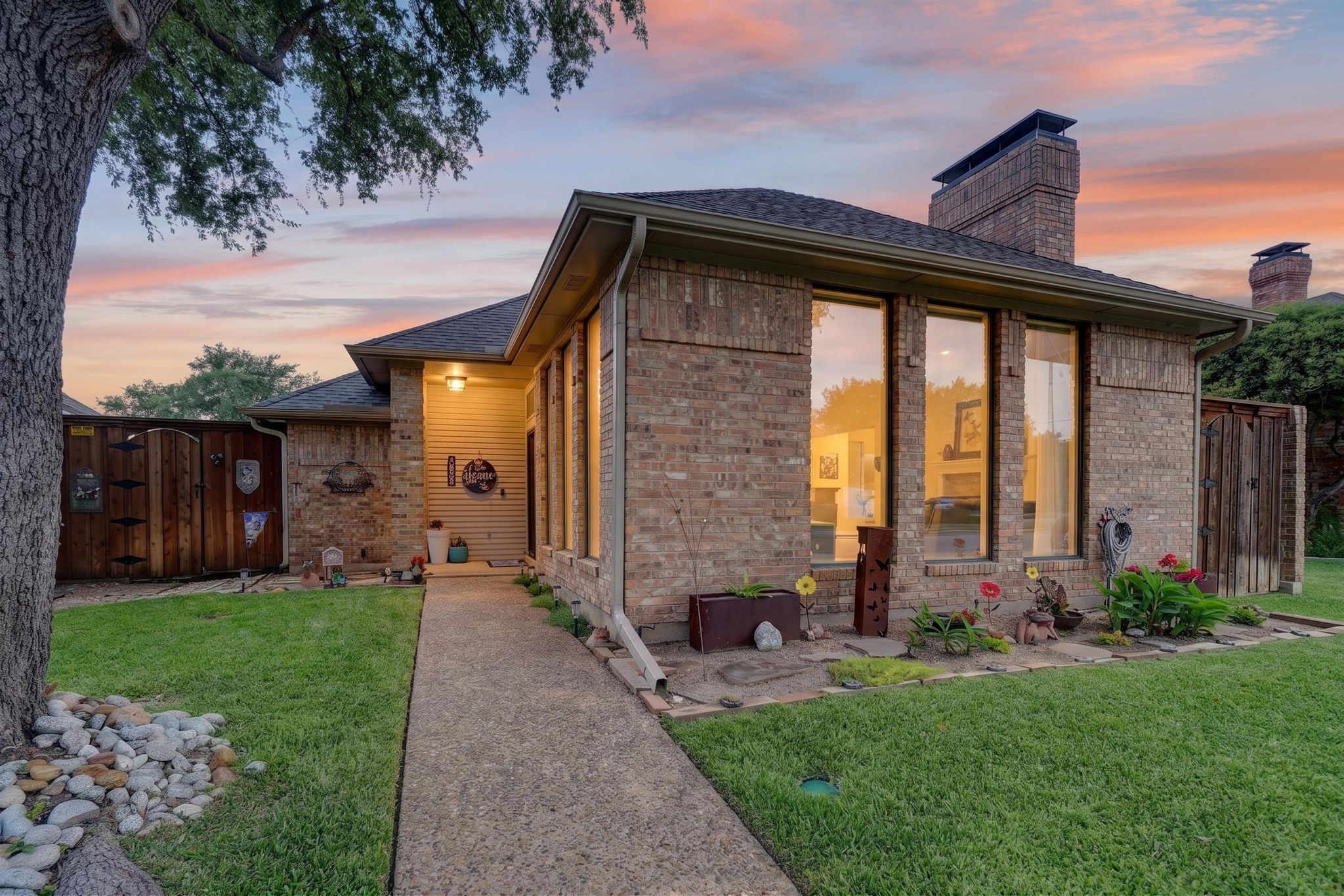 806 Oakway Court