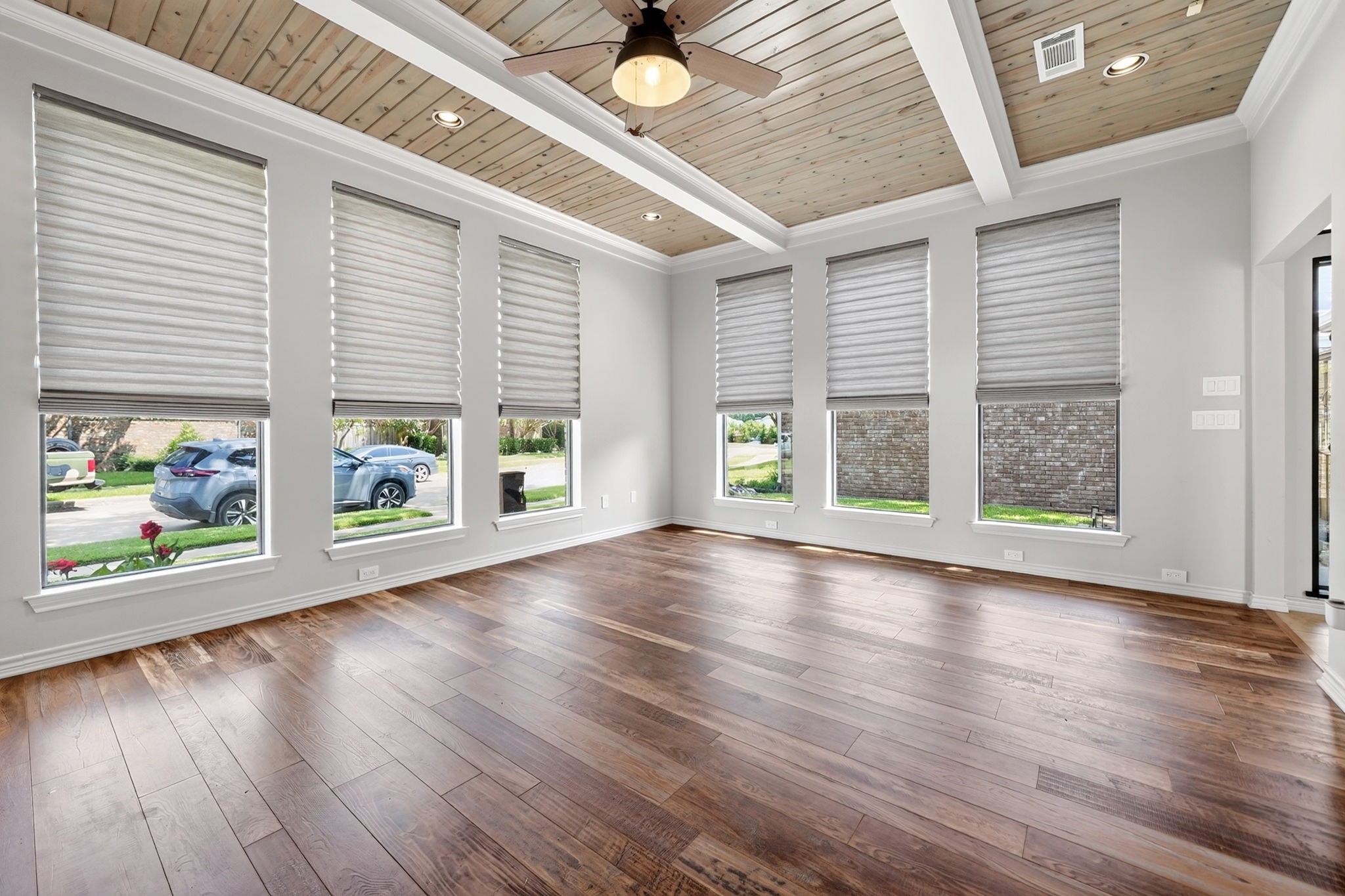 806 Oakway Court