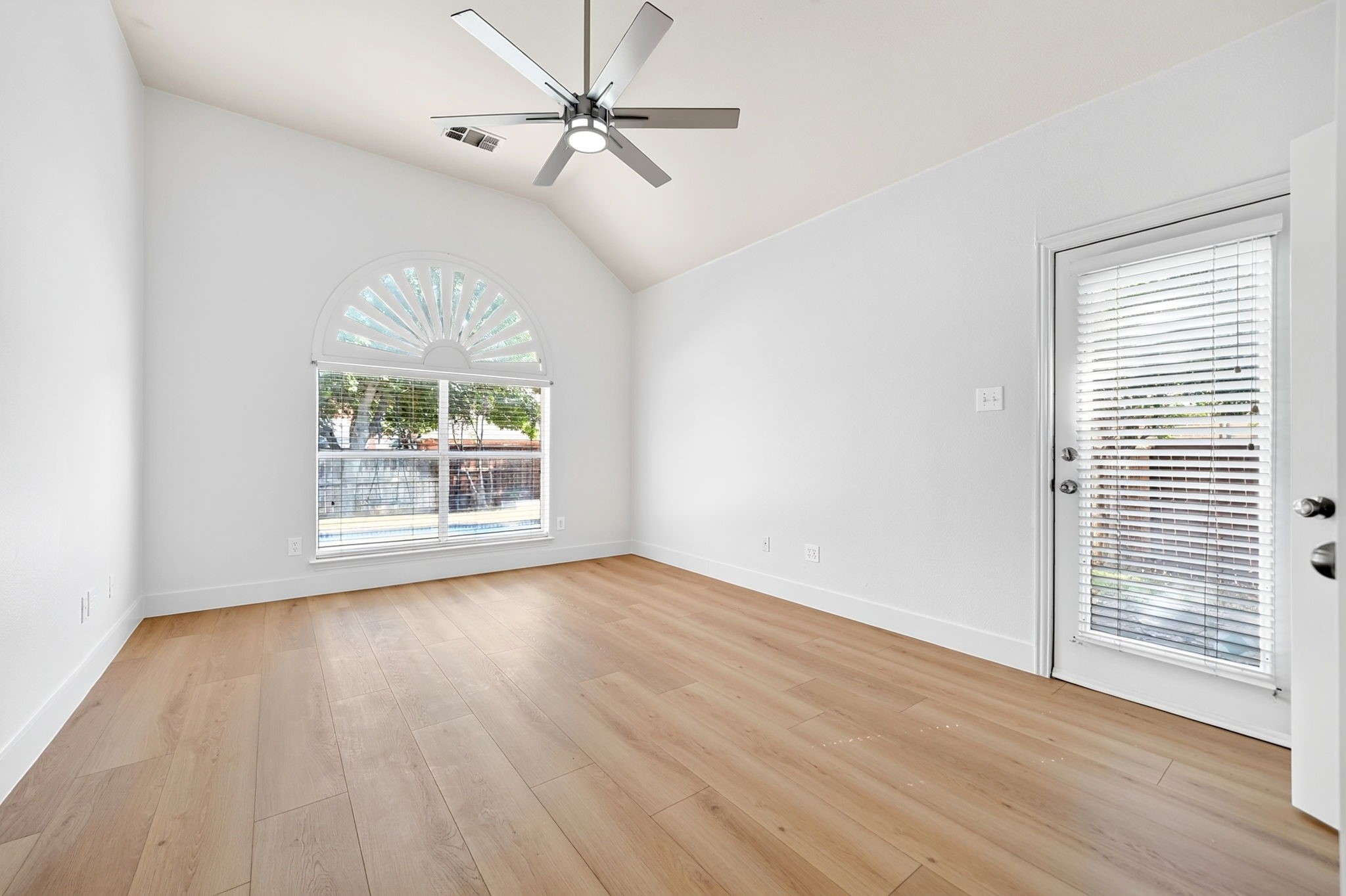 2917 Cedar Pass Court