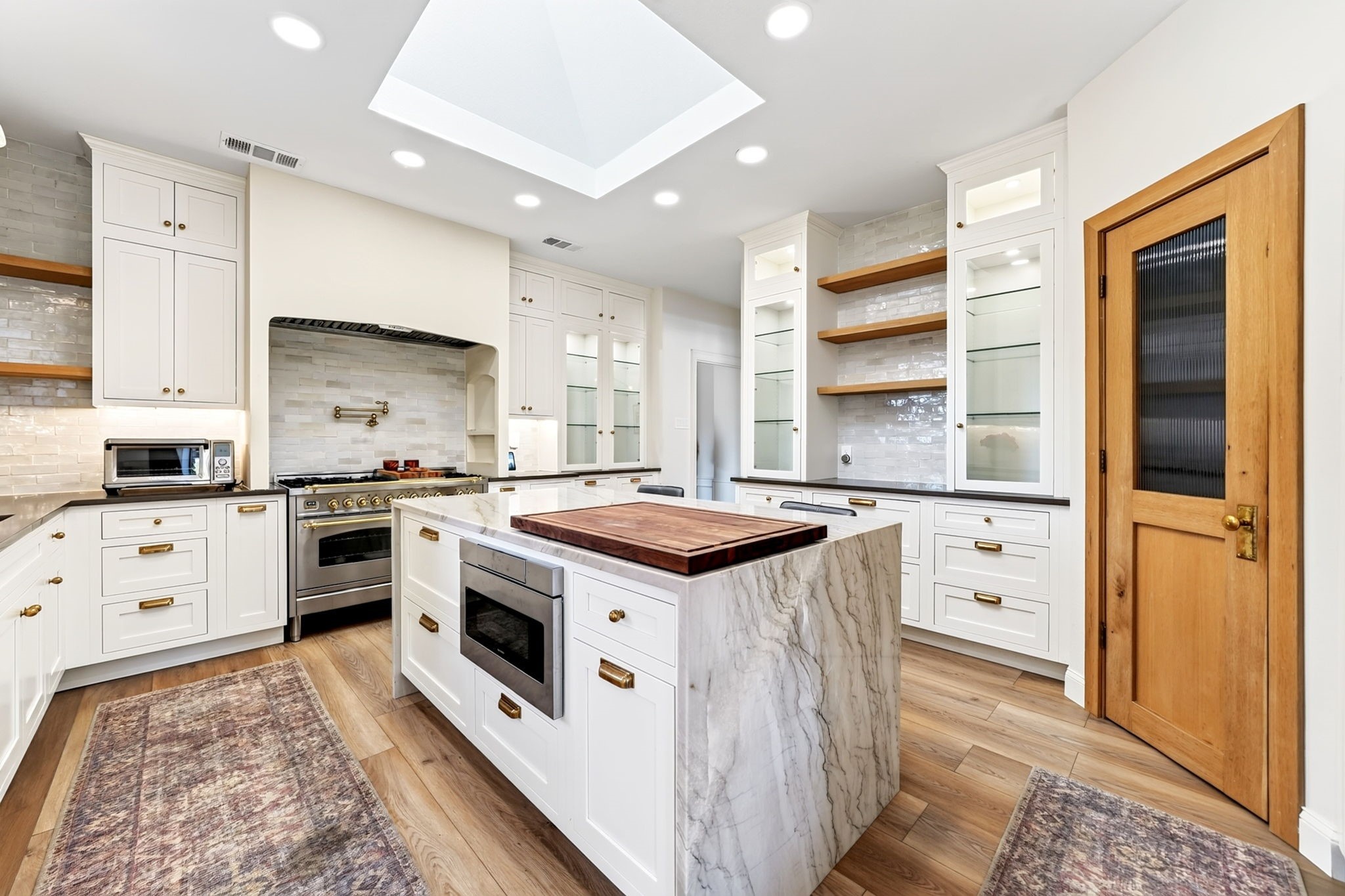 10101 Bridgegate Lane