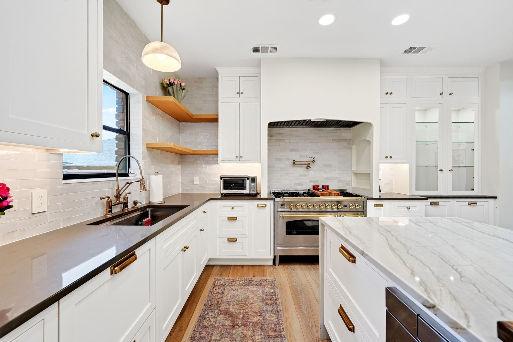 10101 Bridgegate Lane