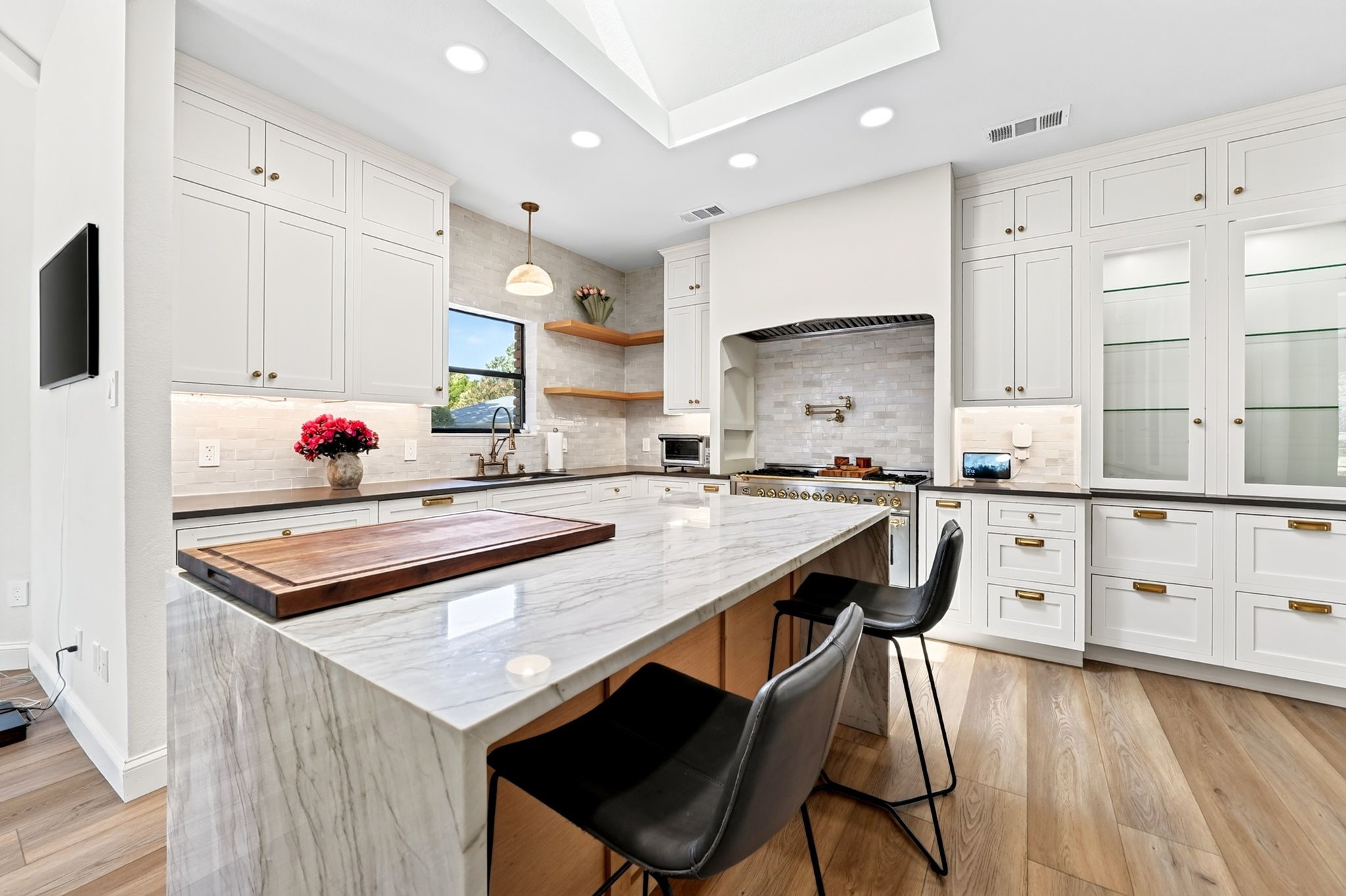 10101 Bridgegate Lane