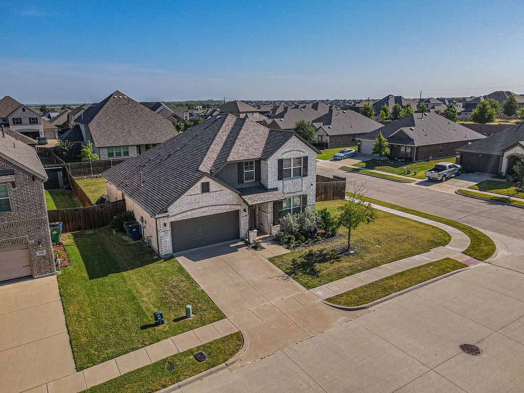 102 Highedge Drive