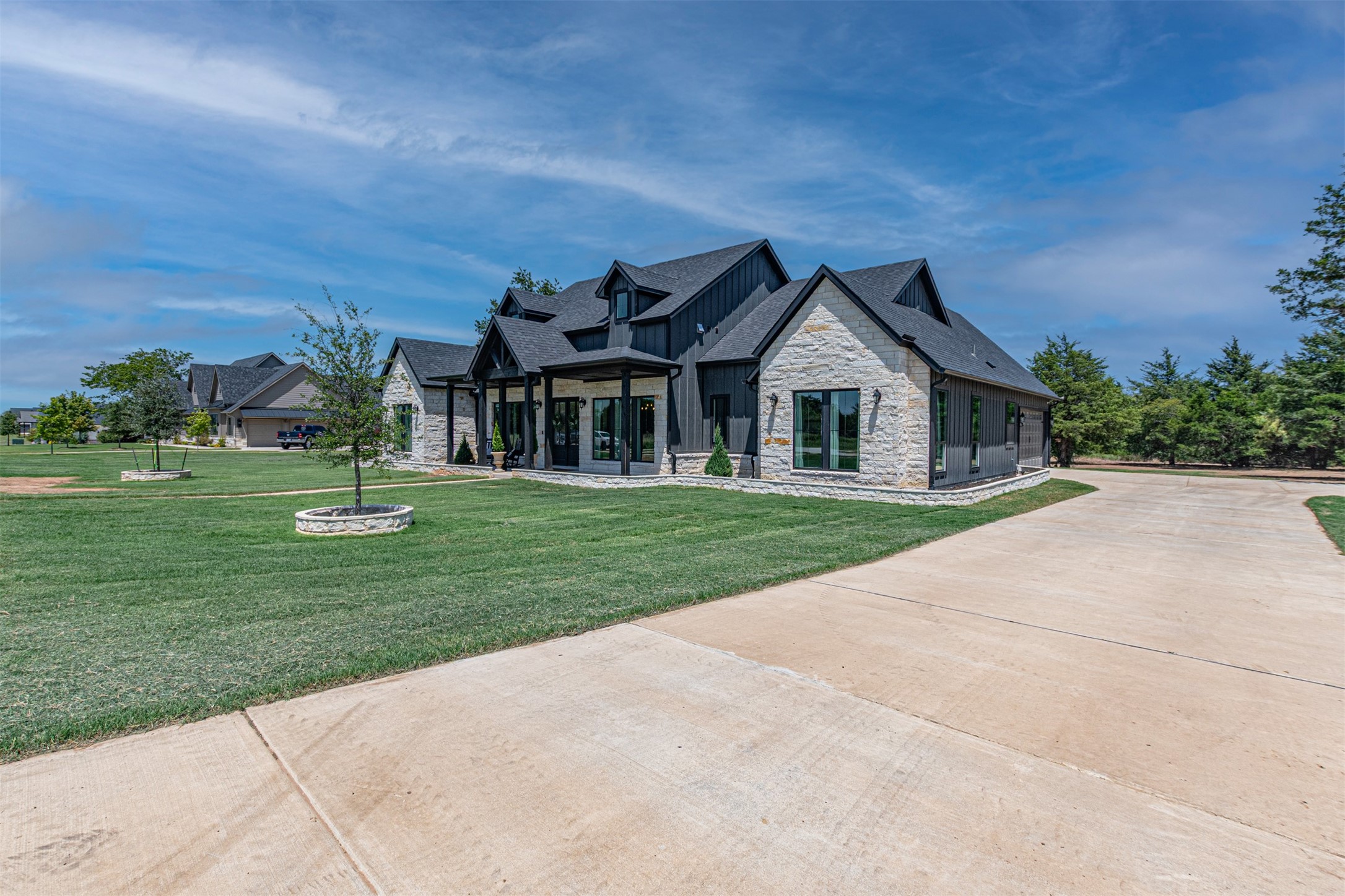 3591 Evergreen Lane