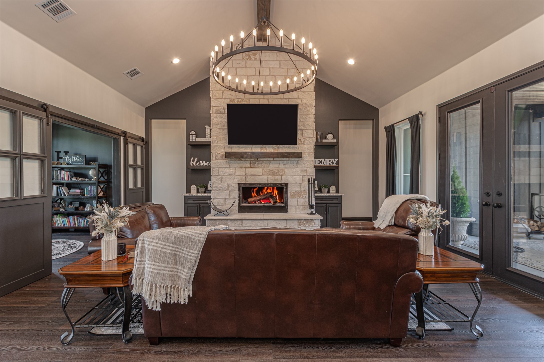 3591 Evergreen Lane