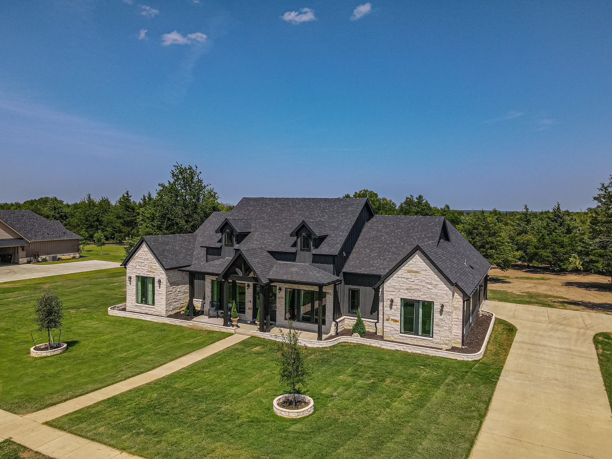 3591 Evergreen Lane