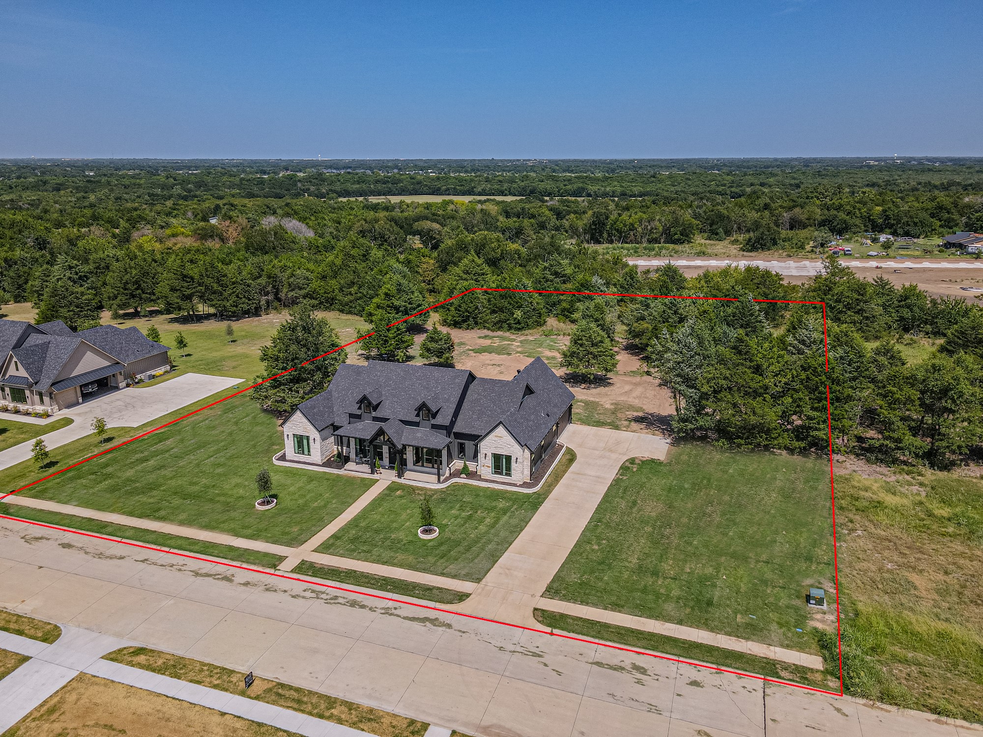 3591 Evergreen Lane