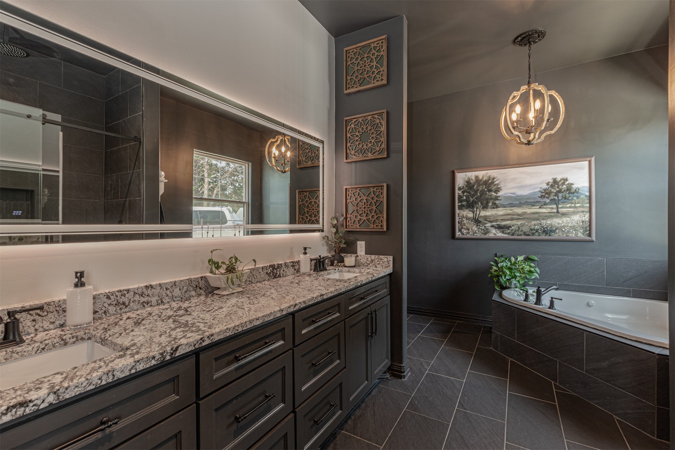 3591 Evergreen Lane