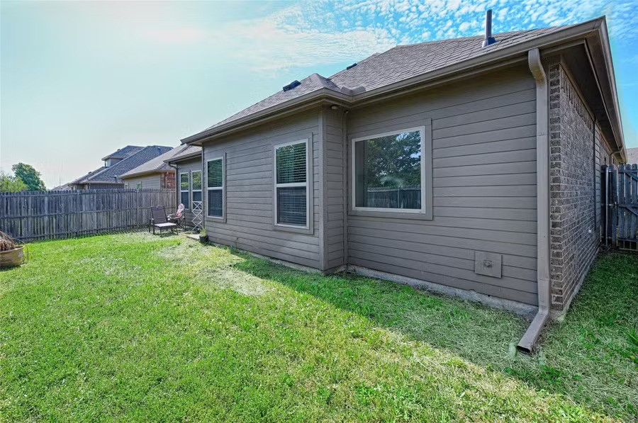 640 Teakwood Drive
