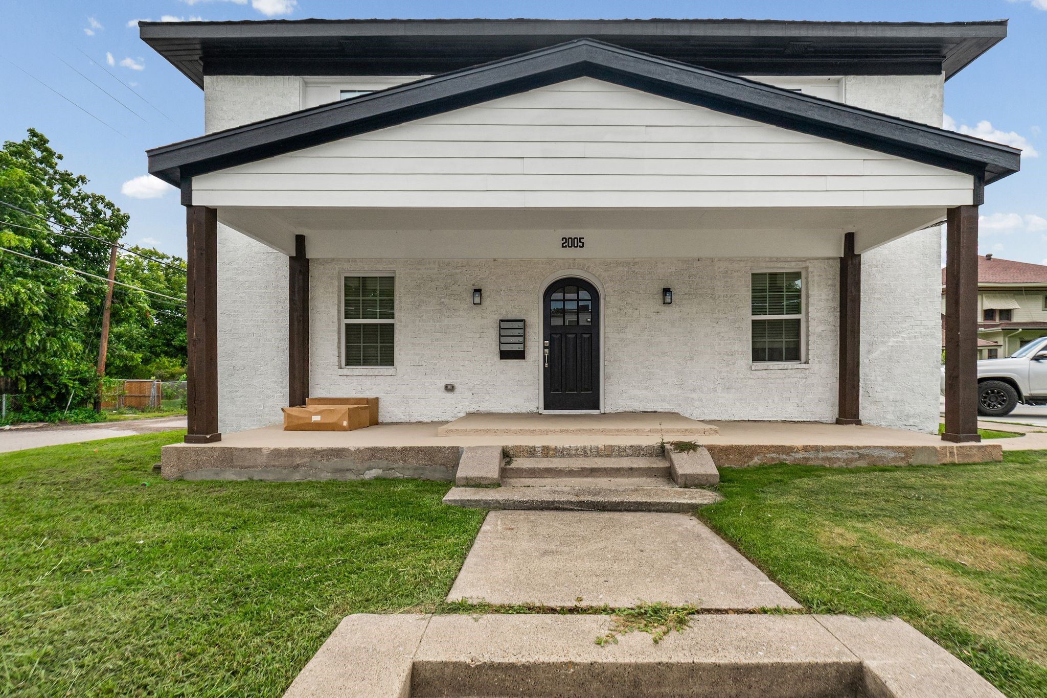 2005 Wesley Street 3