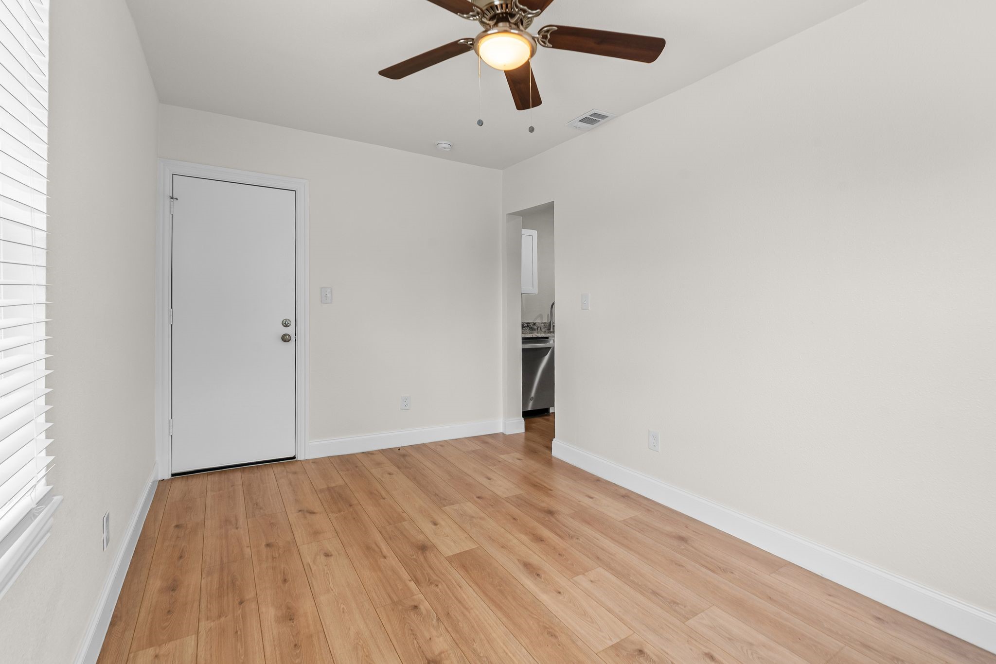 2005 Wesley Street 3