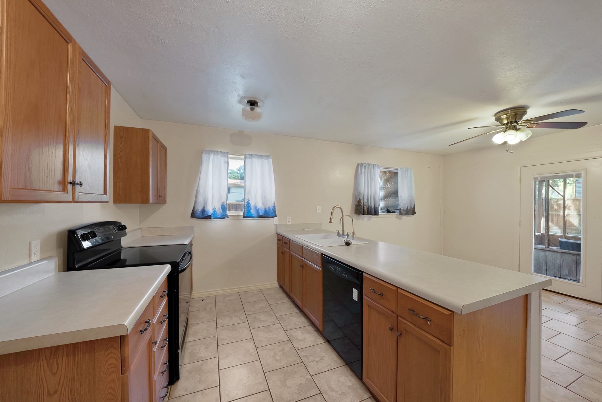 509 Henslee Drive