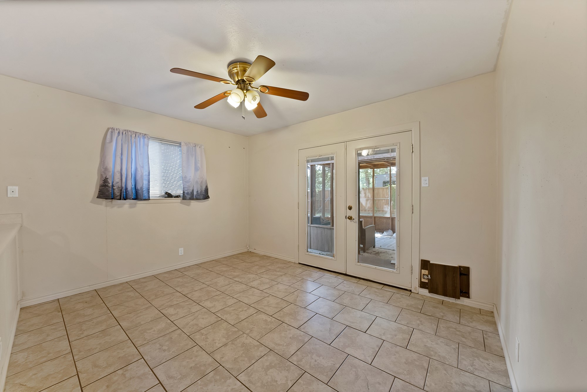 509 Henslee Drive