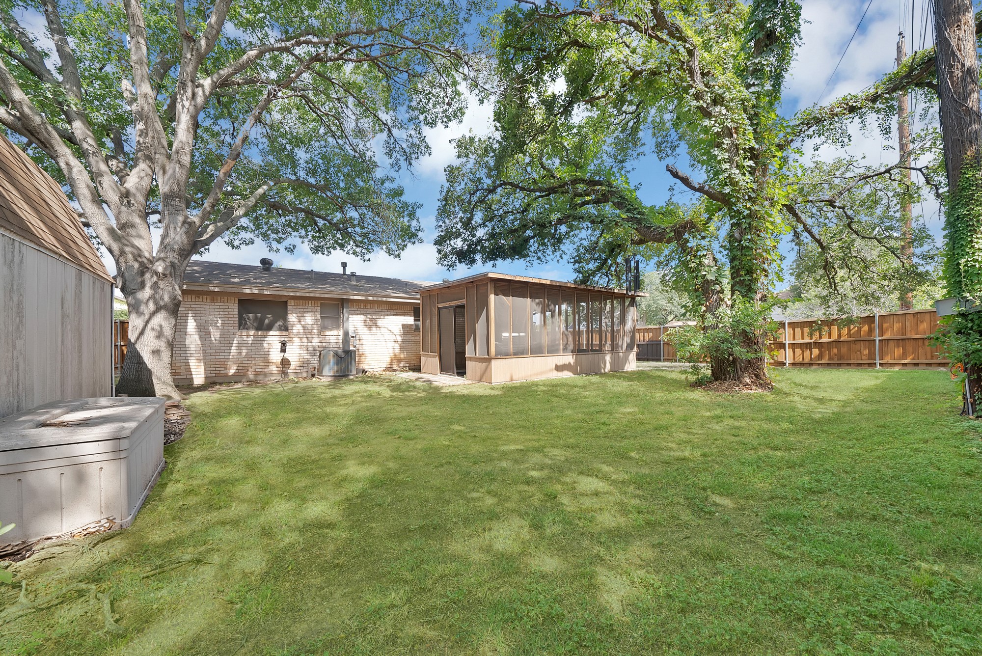 509 Henslee Drive