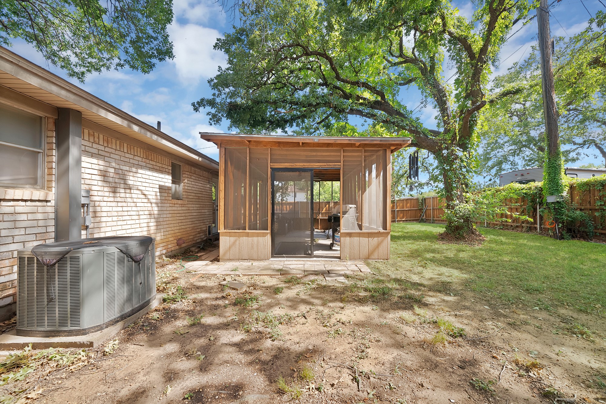 509 Henslee Drive