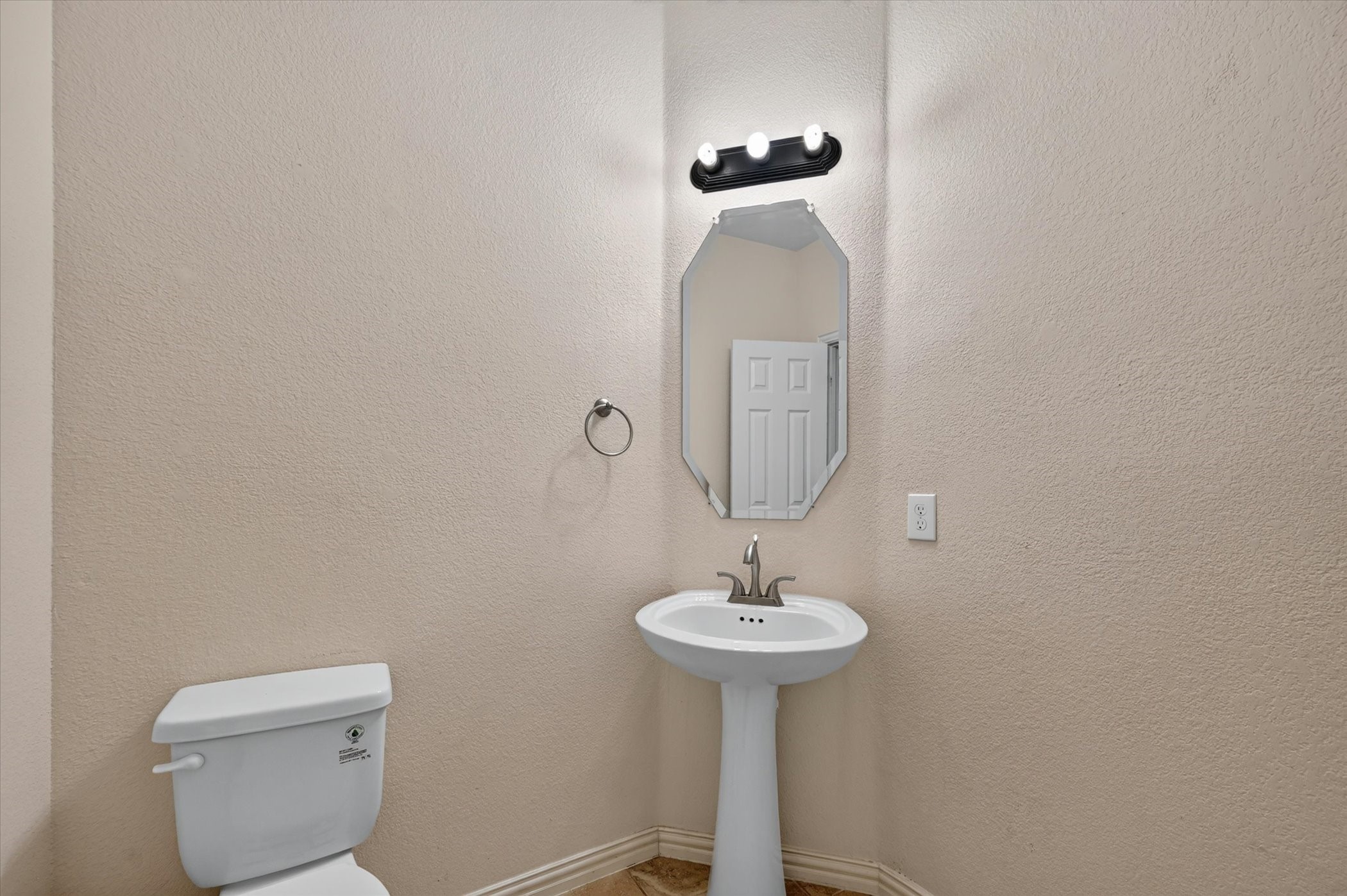 9813 Amaranth Drive