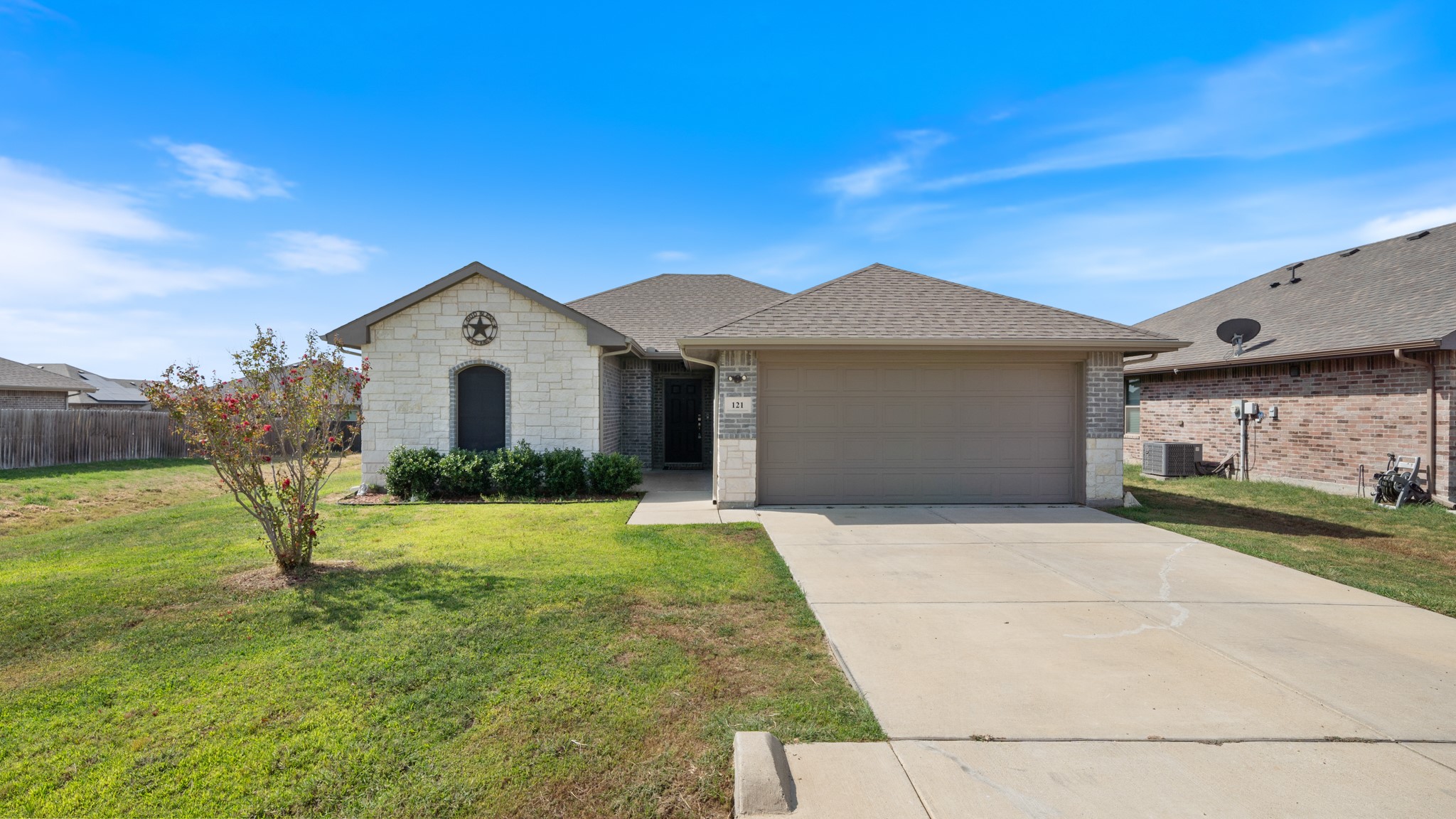 121 Willowbend Loop