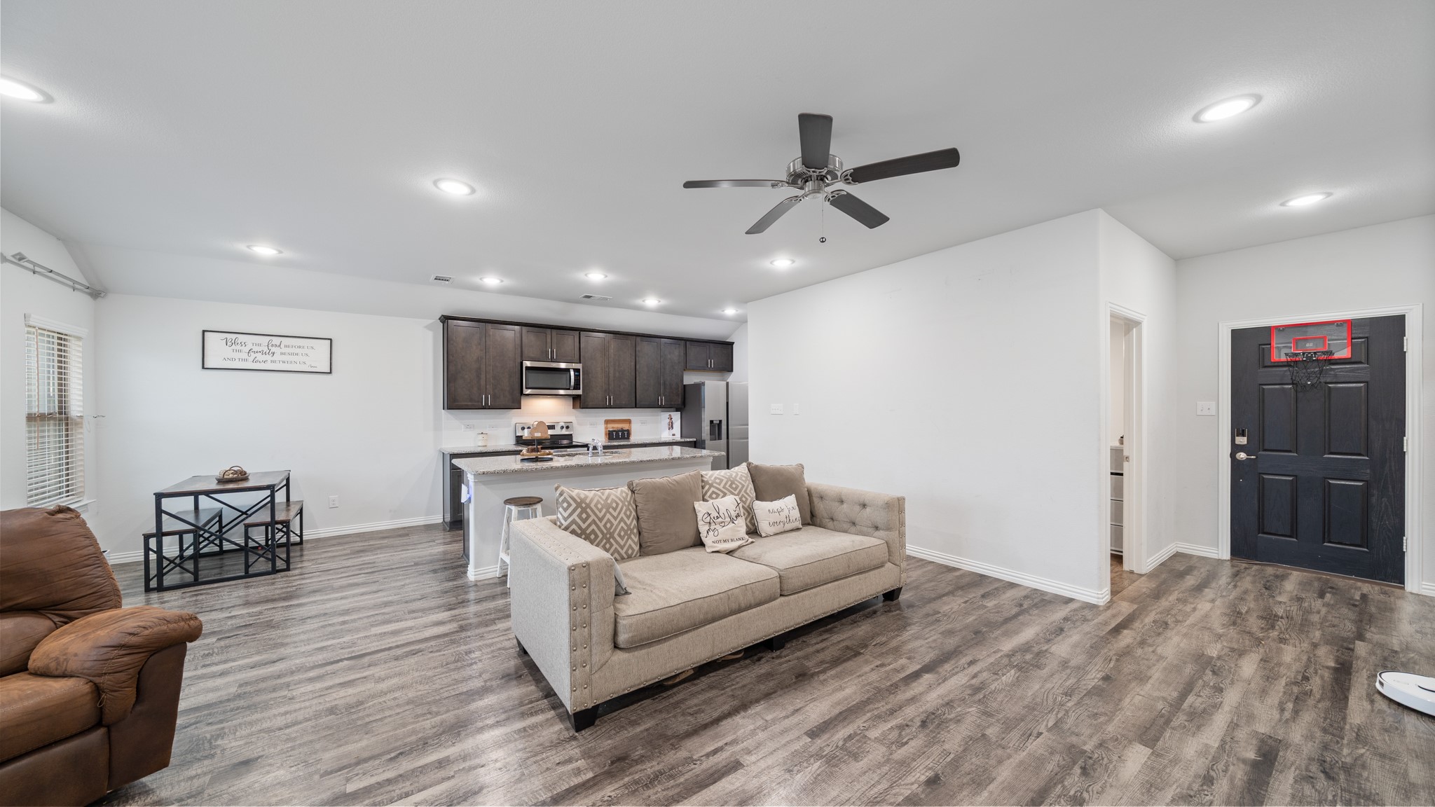 121 Willowbend Loop