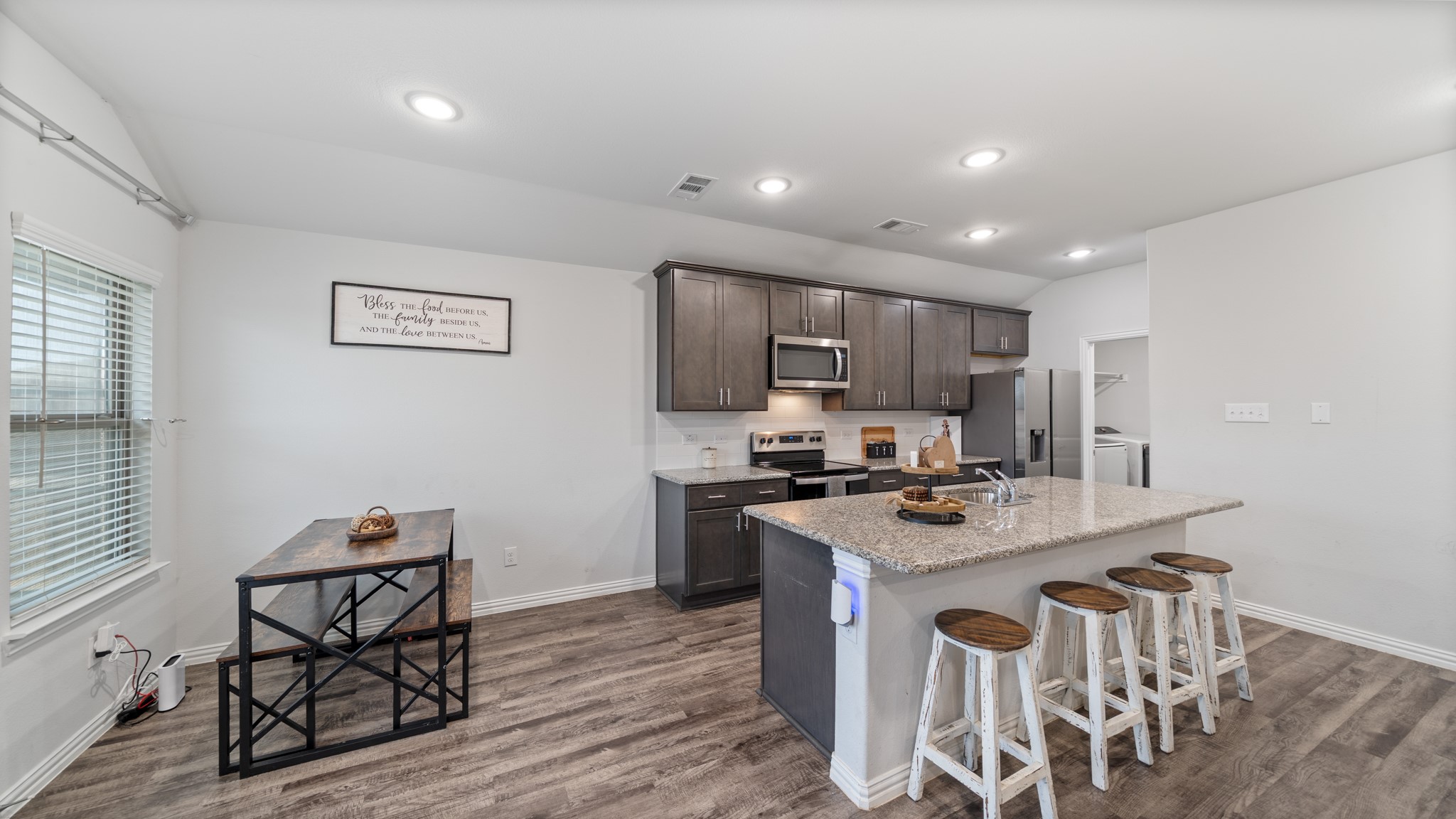 121 Willowbend Loop