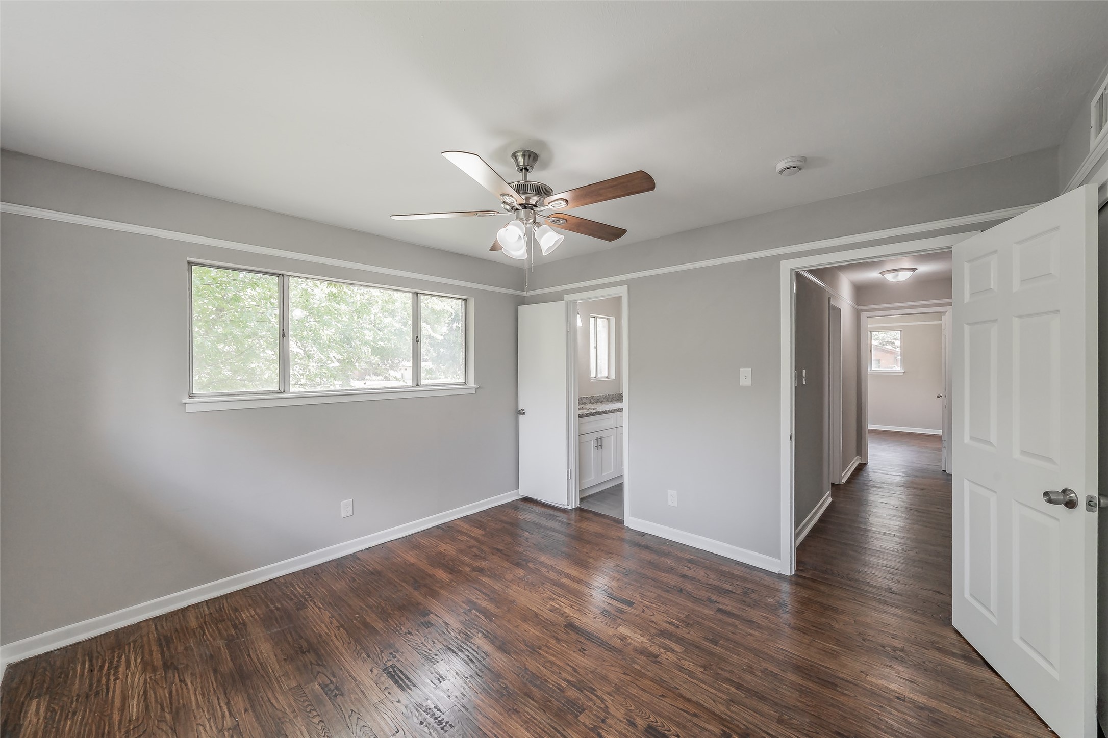 6721 Cylinda Sue Circle