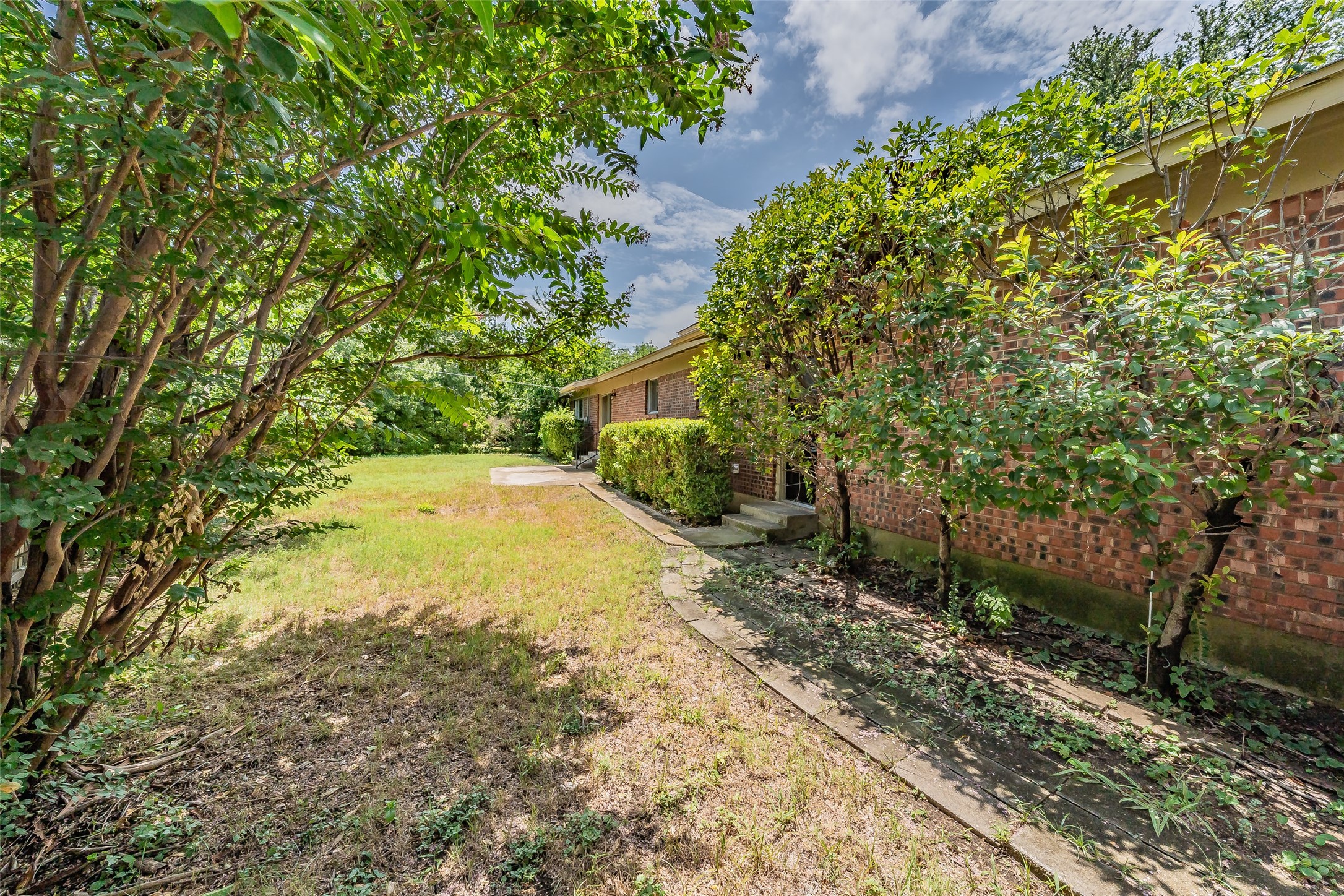 6721 Cylinda Sue Circle