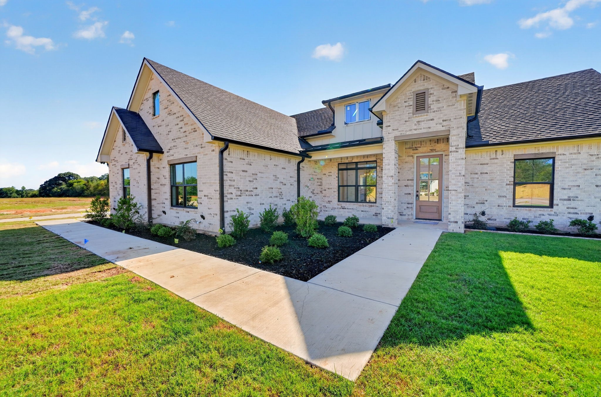 306 Grace Lane