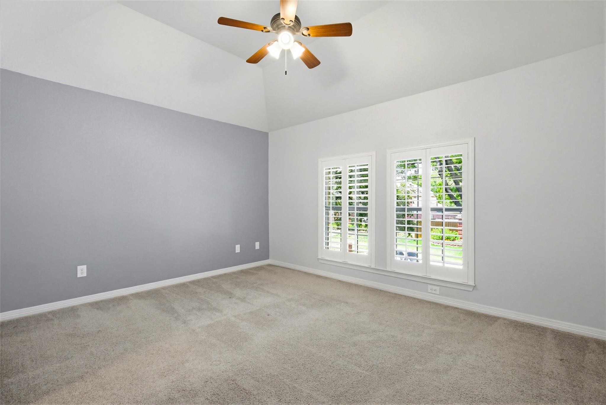 2112 Glendale Drive