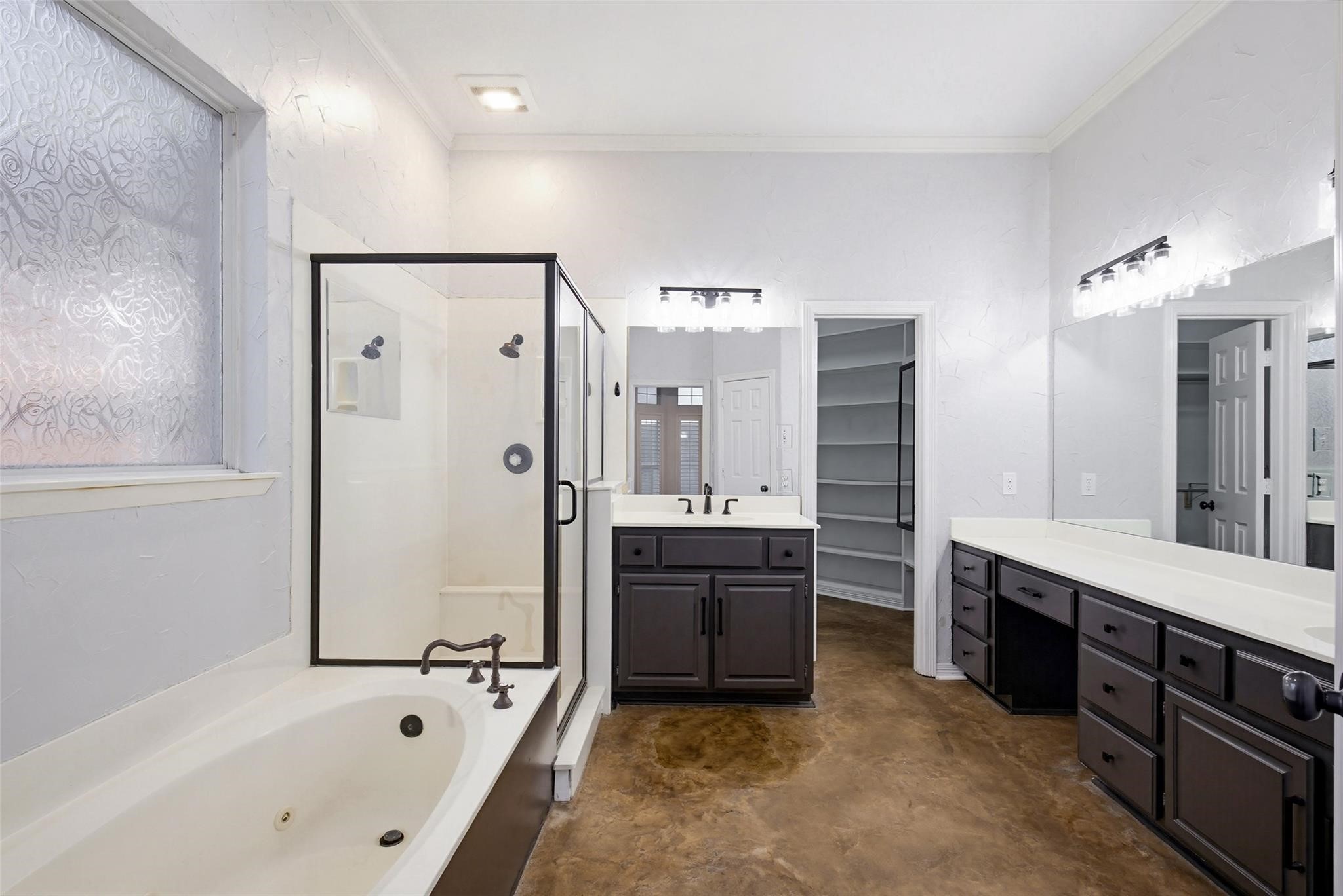 2112 Glendale Drive