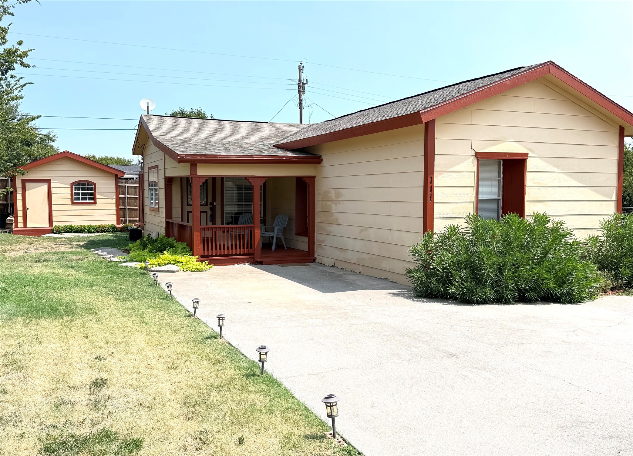 111 Ivy Lane