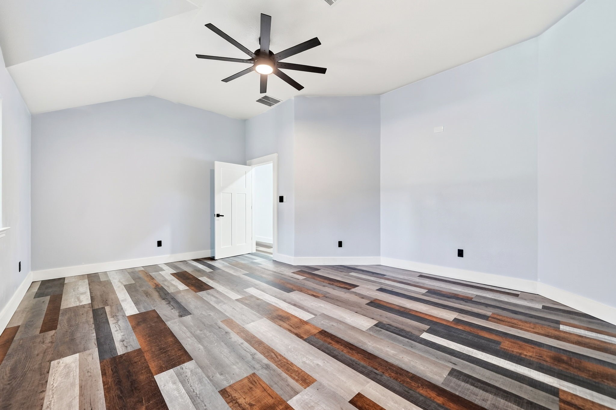 10504 County Road 2450