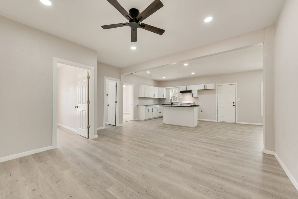2203 Wesley Street