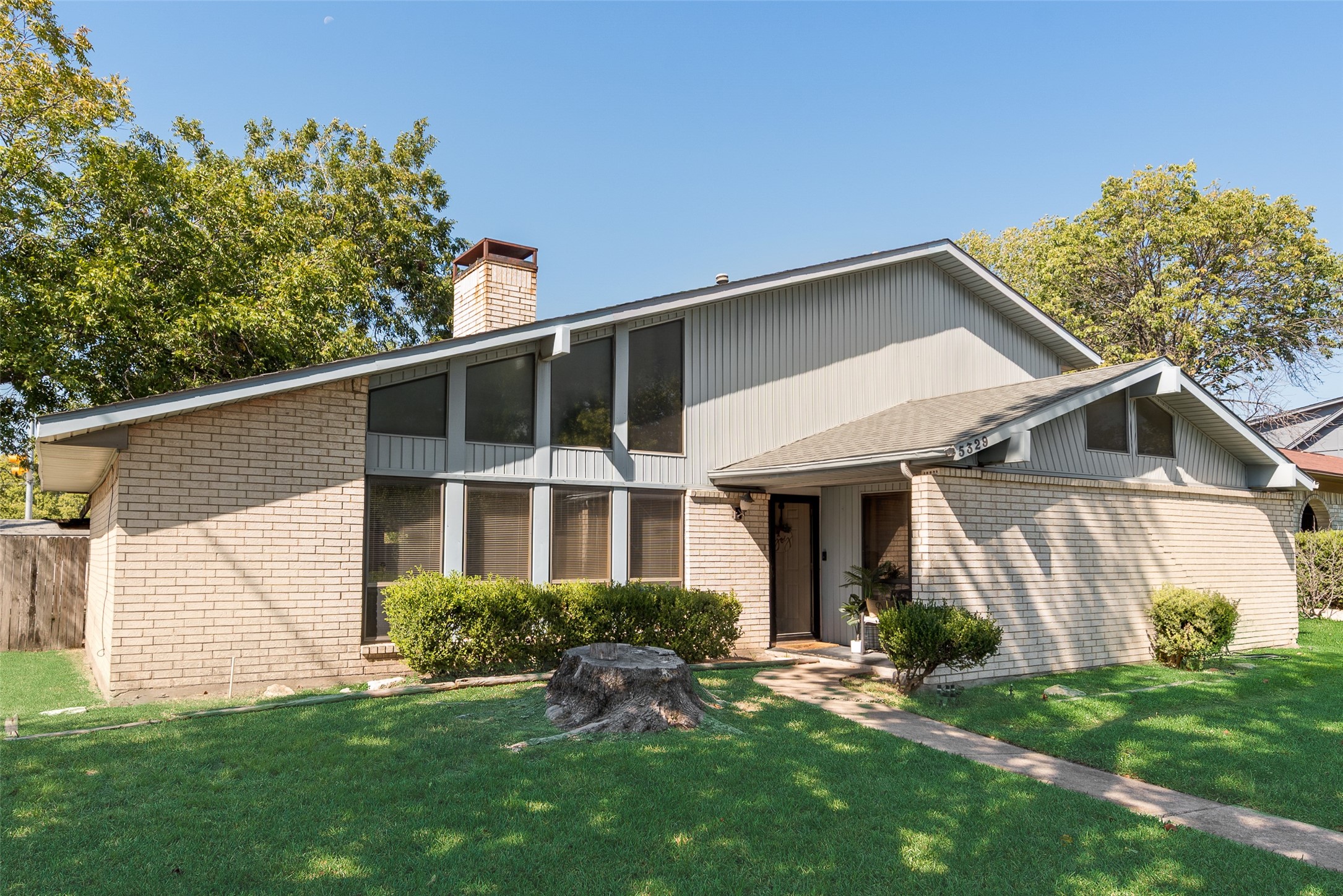 5329 Daytona Drive