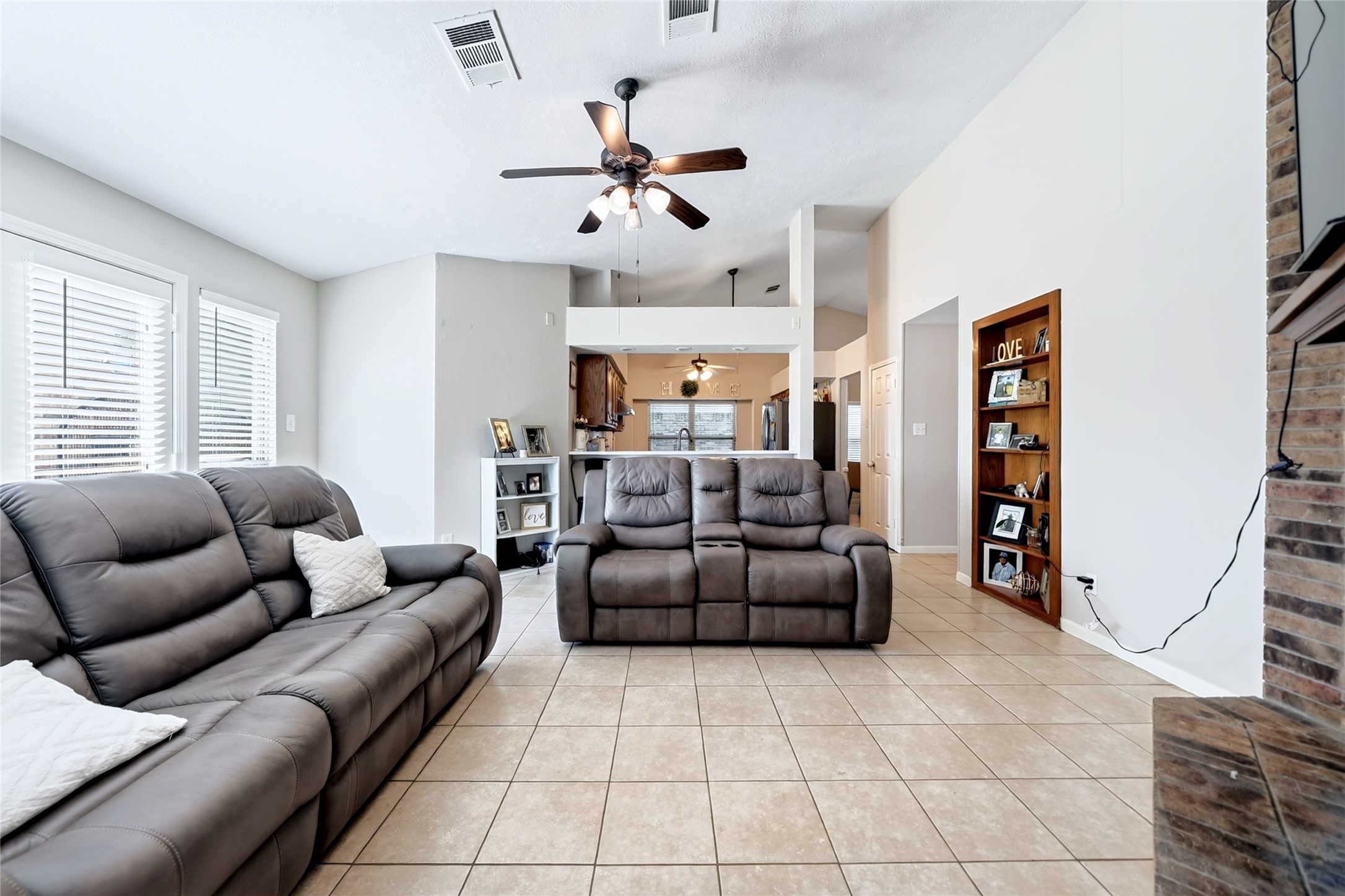 5814 Winell Drive