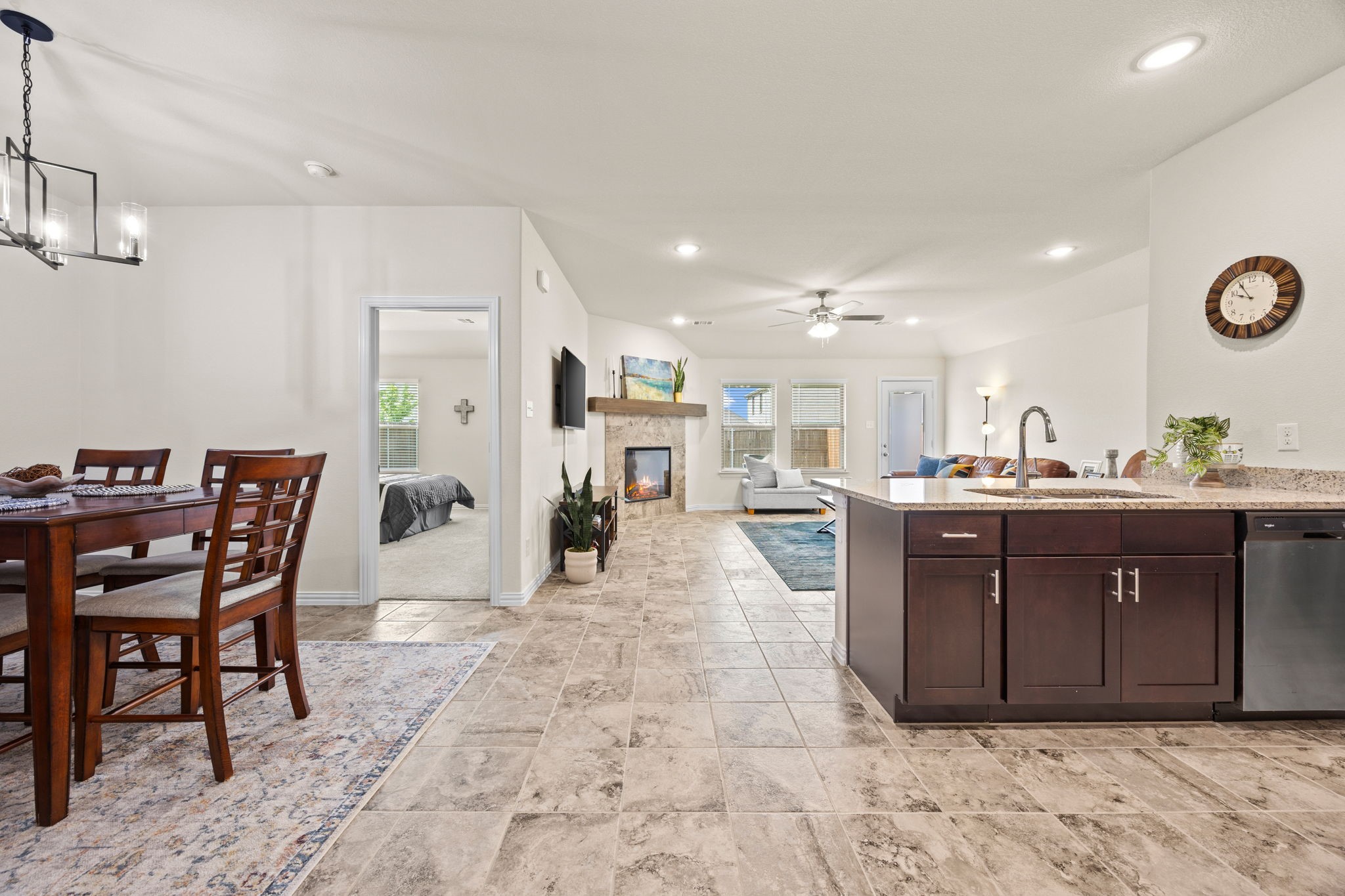 3249 Glorioso Drive