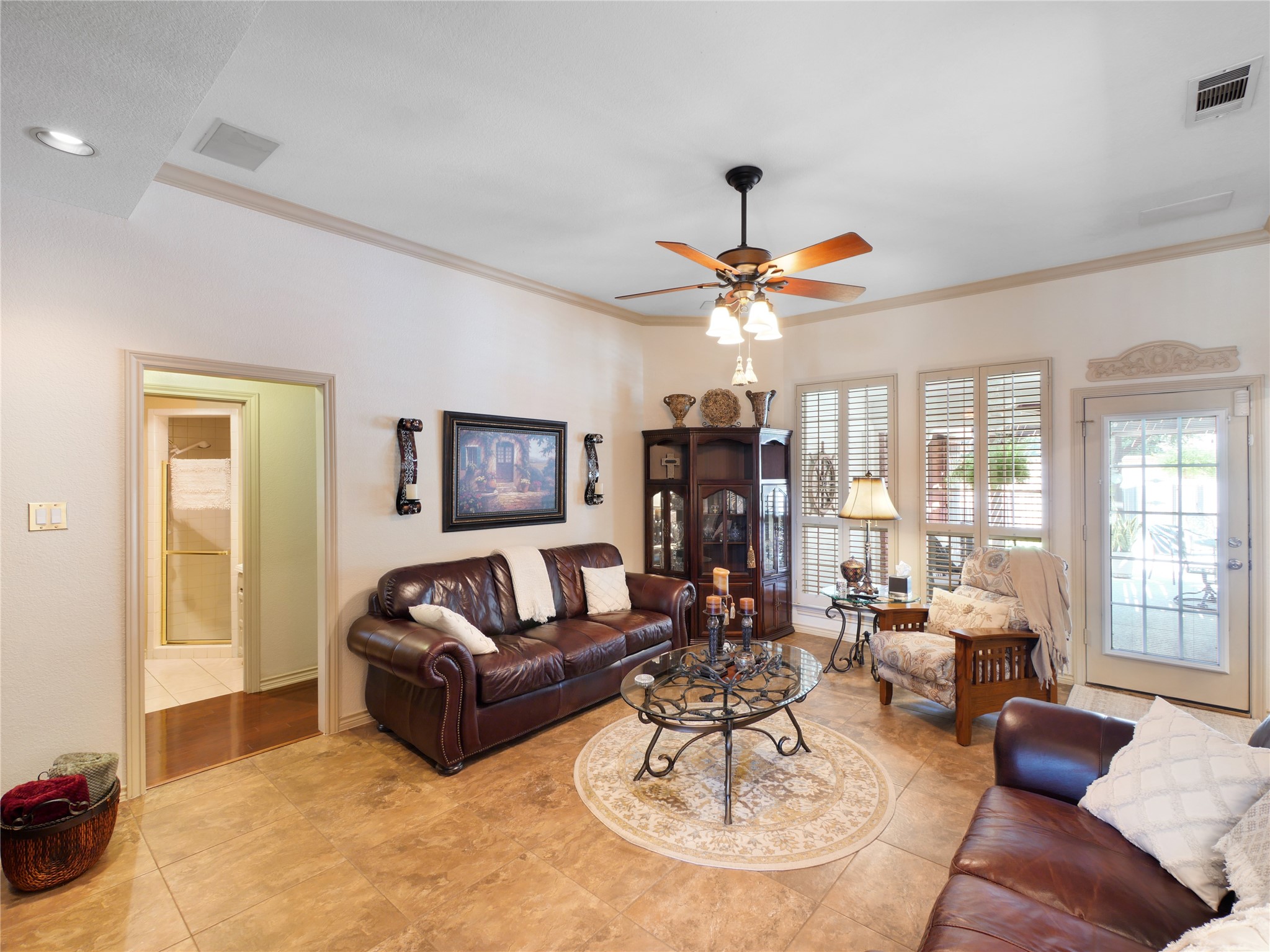 6805 Potomac Parkway