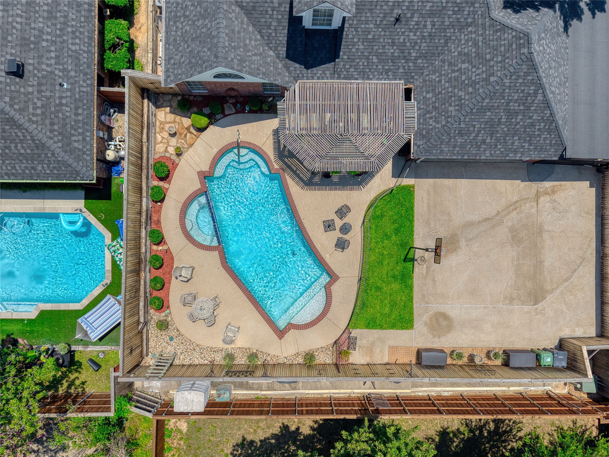 6805 Potomac Parkway