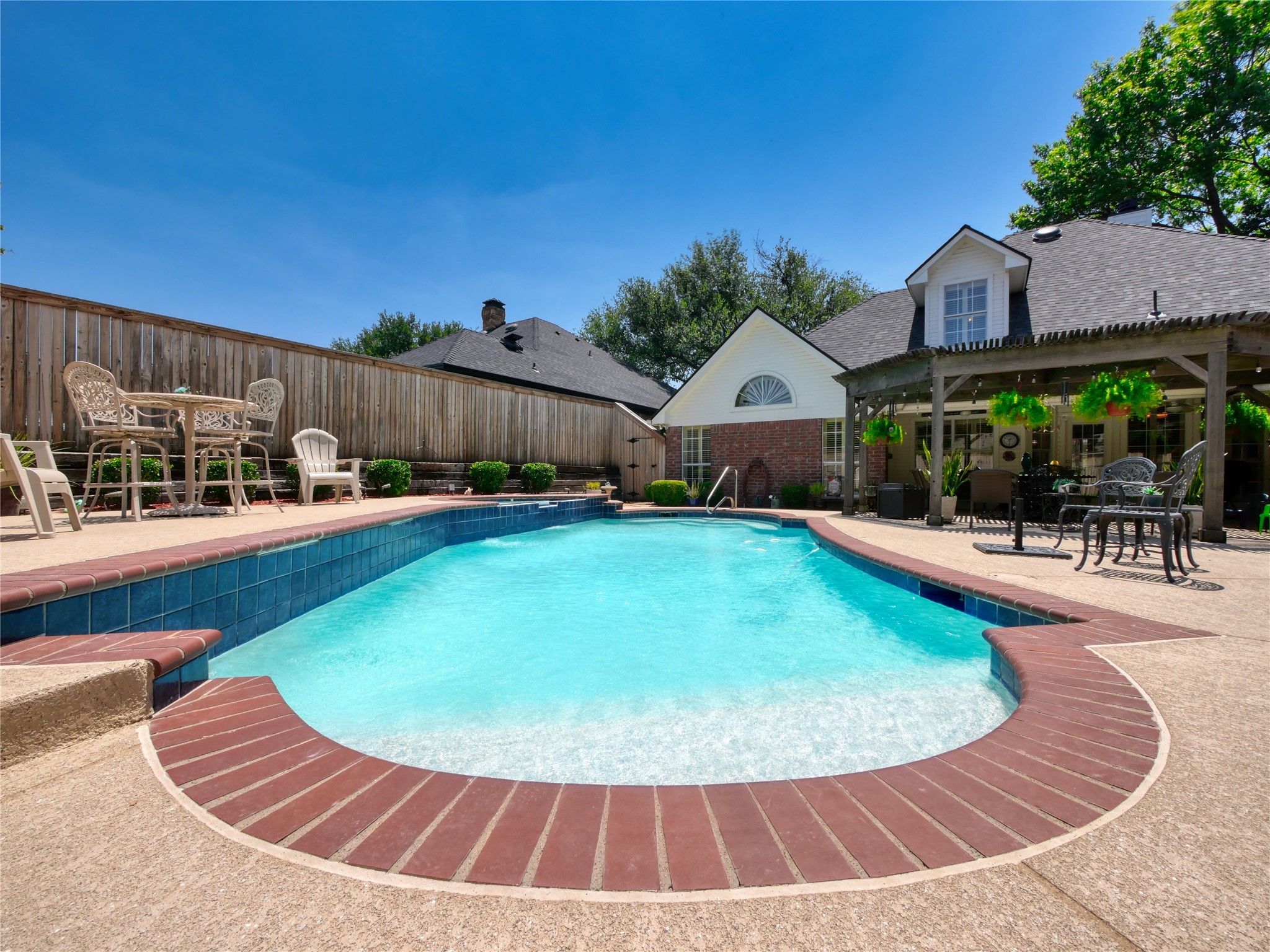 6805 Potomac Parkway