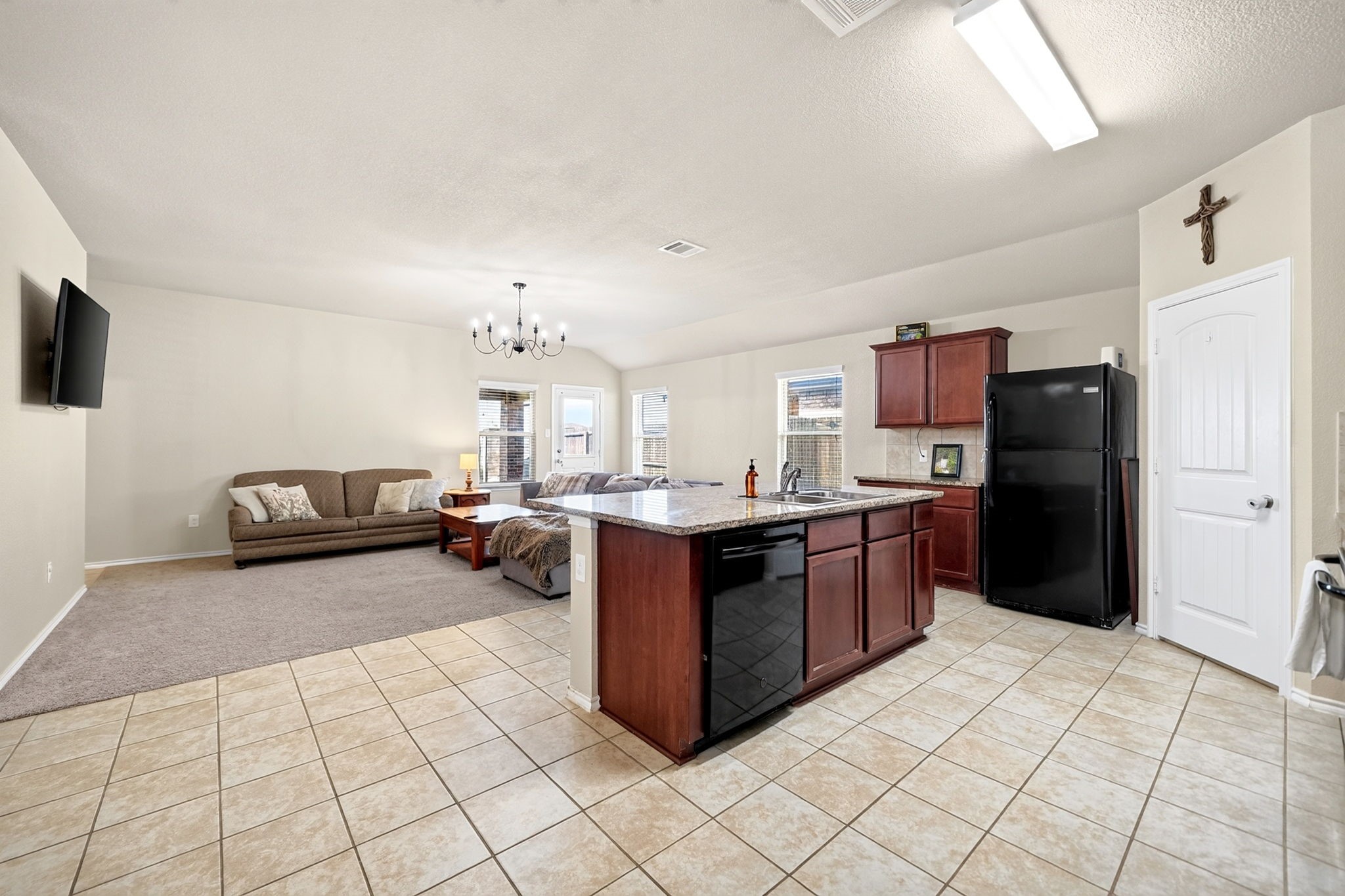 2434 Hankinson Lane
