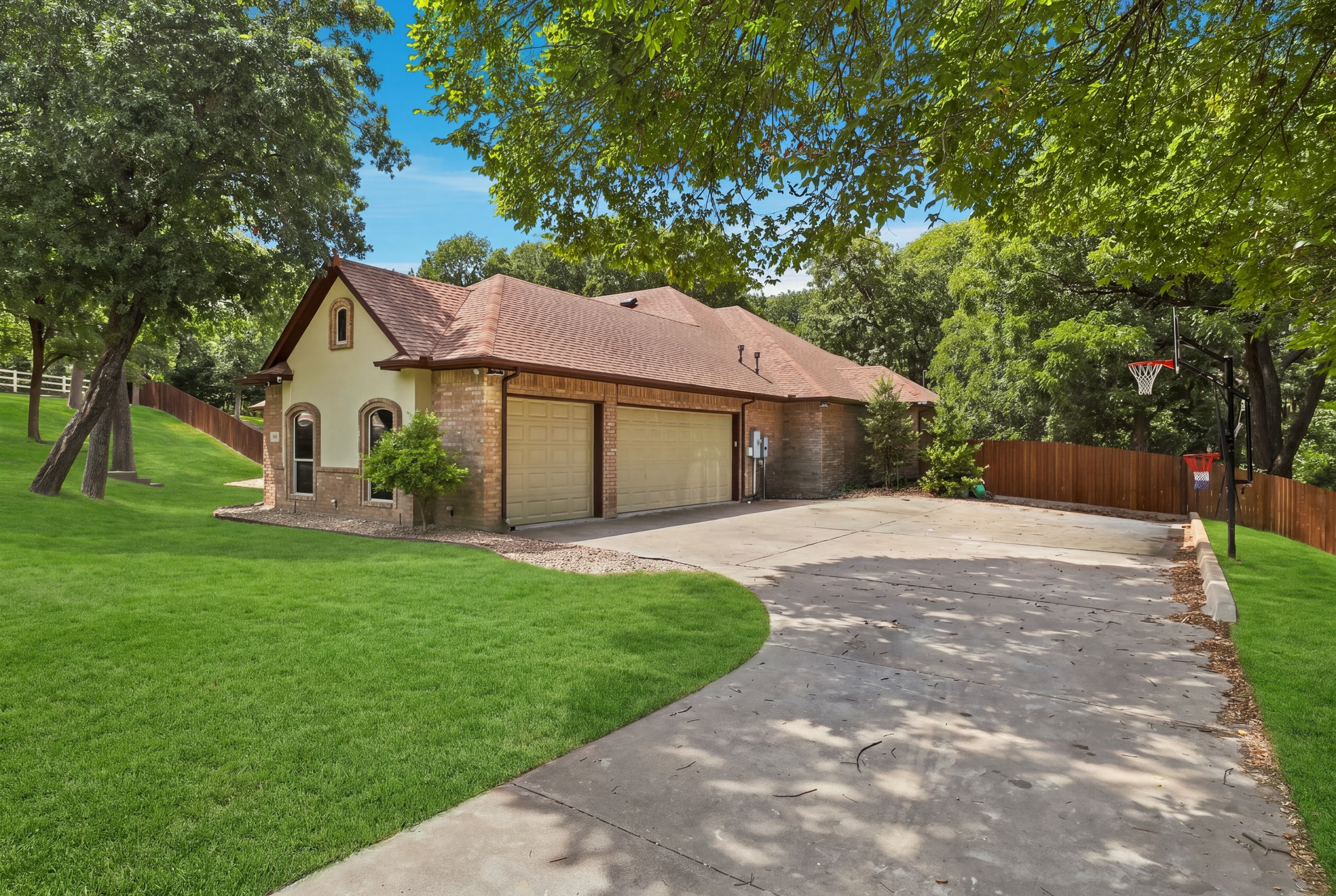 159 Willow Run