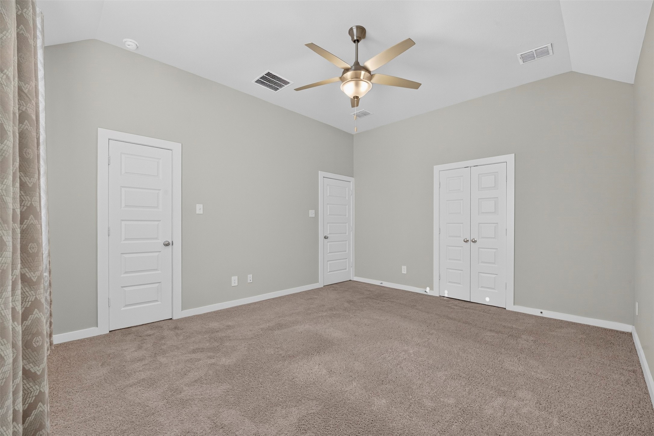1016 Mamavic Lane