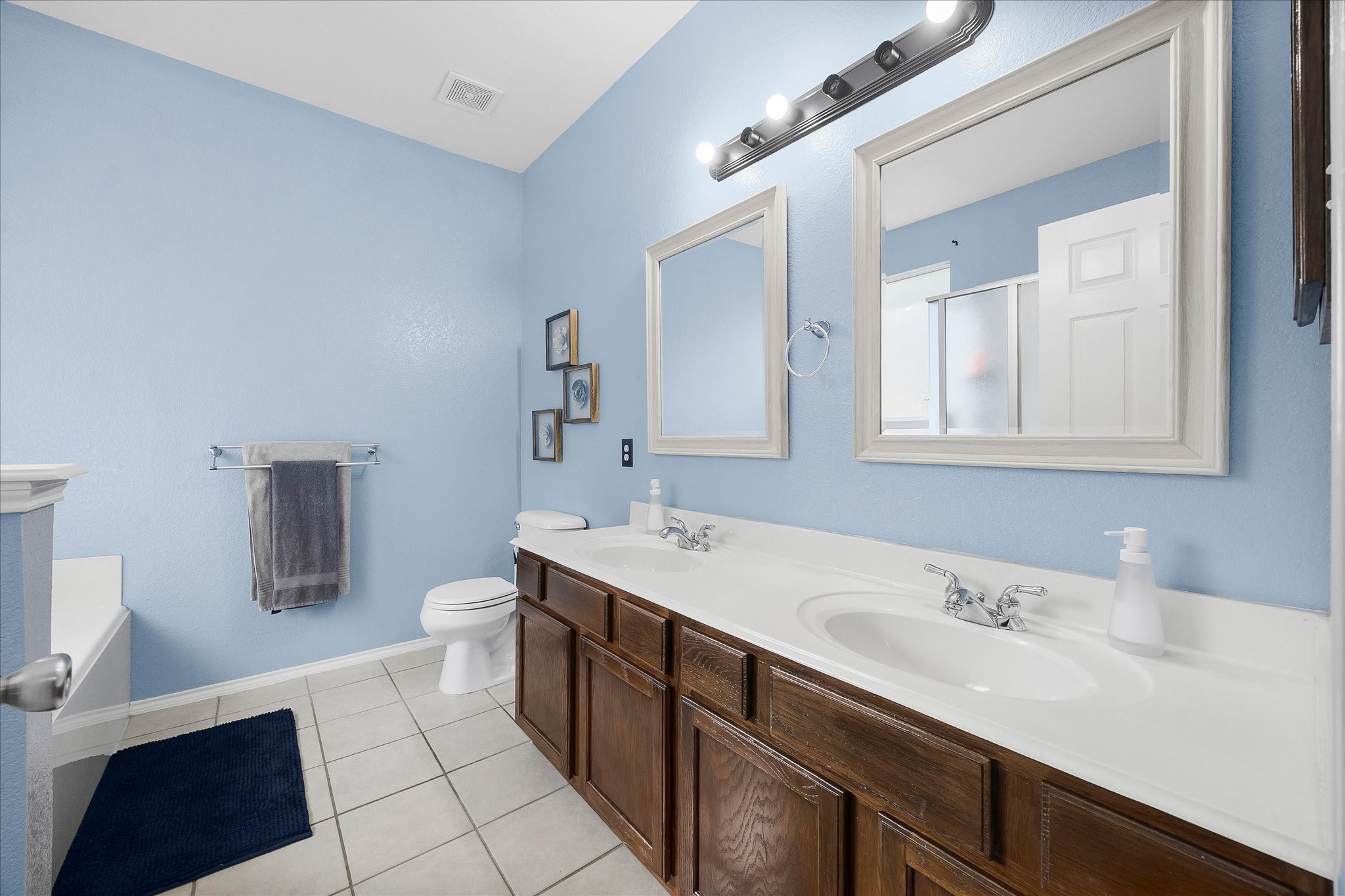 3852 Juniper Hills Drive