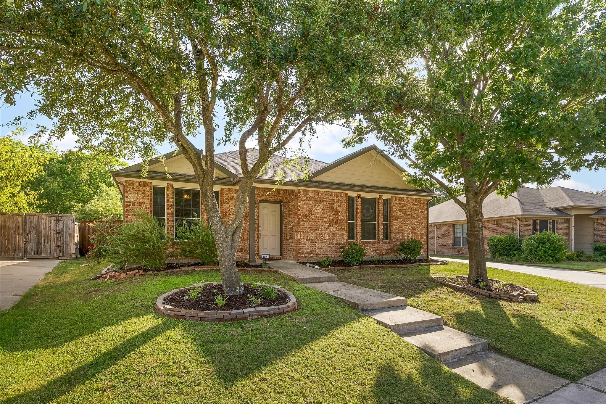 3852 Juniper Hills Drive