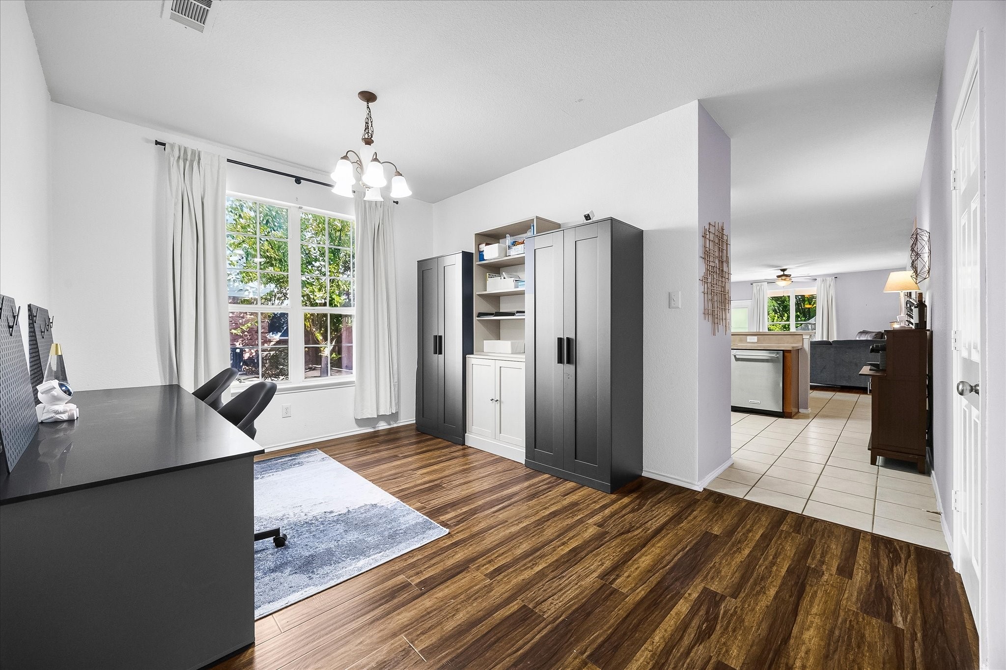 3852 Juniper Hills Drive